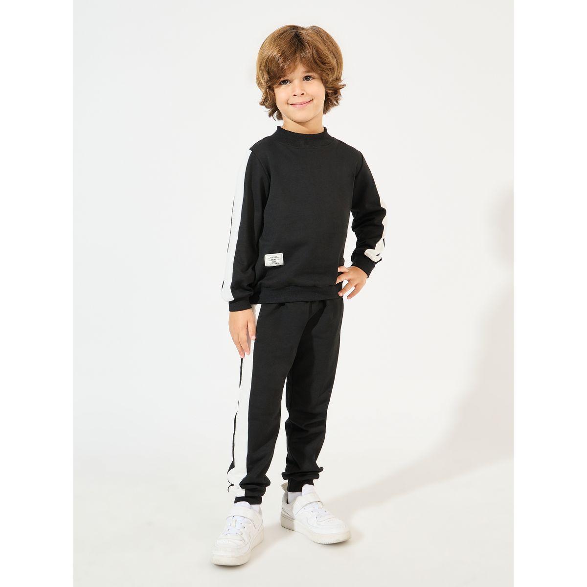 Styli Contrast Side Striped Sweatshirt & Joggers Set-boys-clothing-setsandcoords-image-2