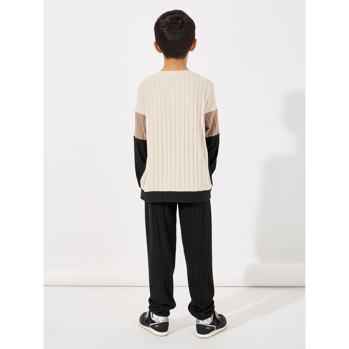 Styli Color Block Rib Knit Patch Detail Sweatshirt & Joggers Set-boys-clothing-setsandcoords-image-4