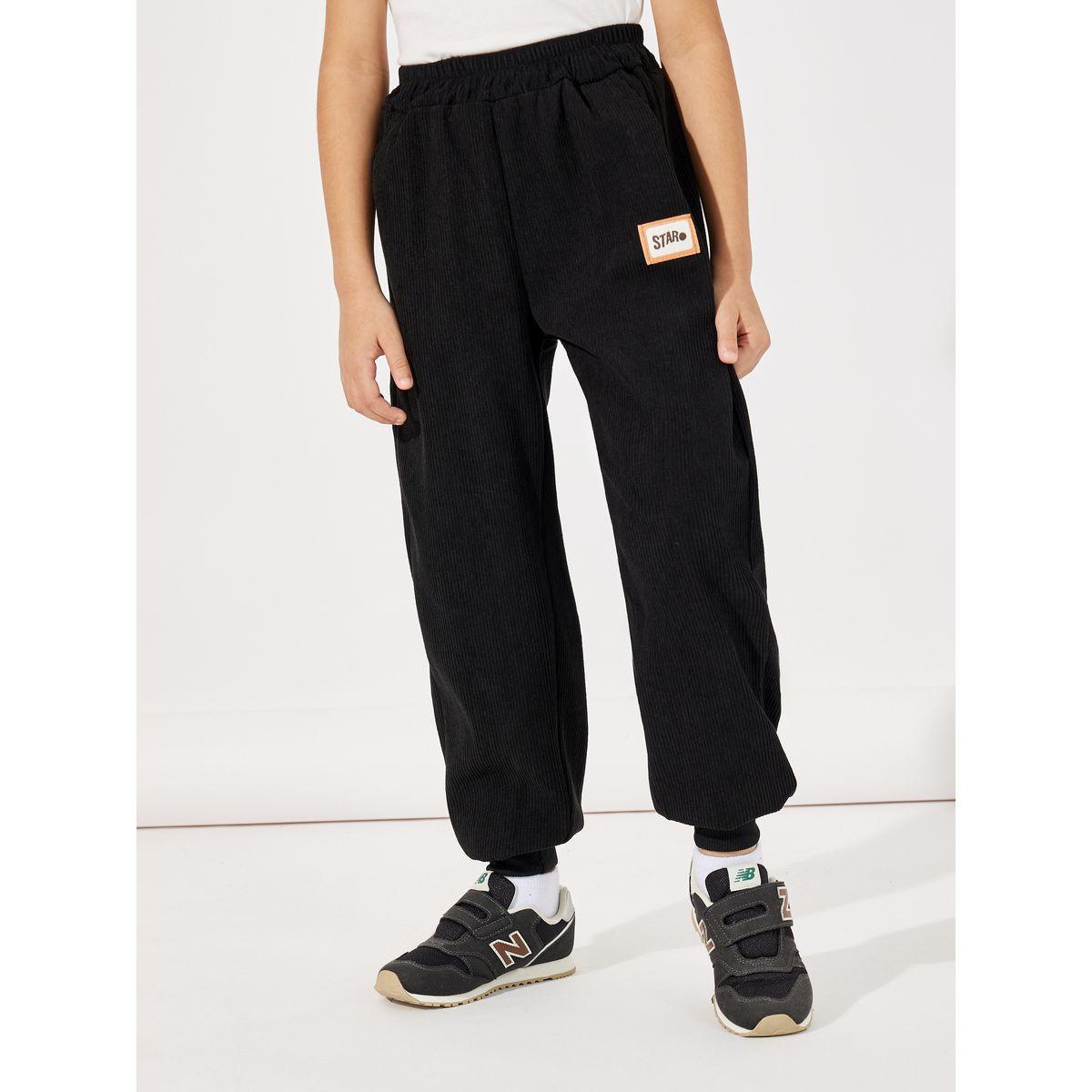 جوغر كوردروي مزين بشارة-boys-clothing-bottoms-joggersandtrackpants-image-1