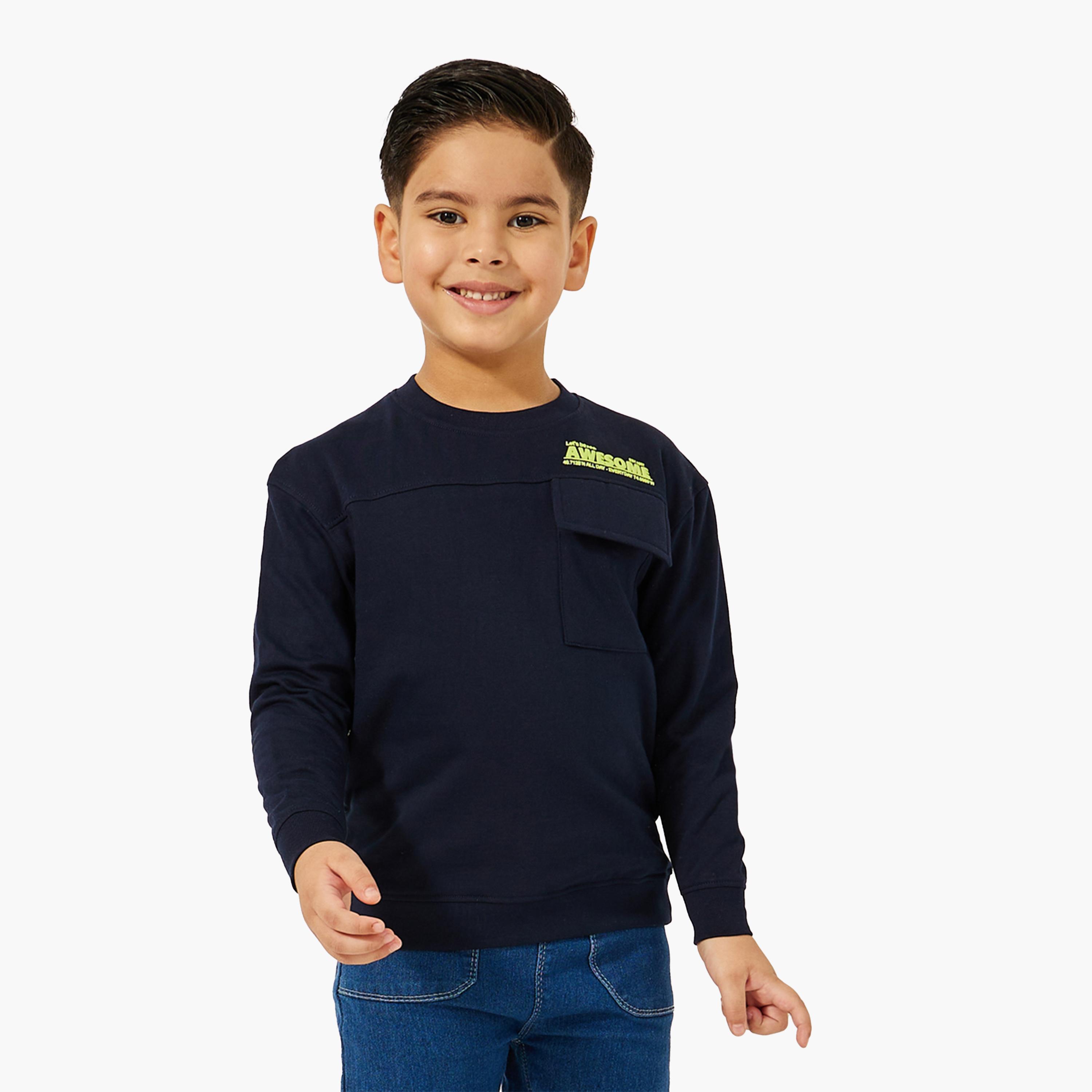 ستايلي - سويت شيرت بطبعة شعار برقبة دائرية-boys-clothing-winterwear-sweatshirts-image-1