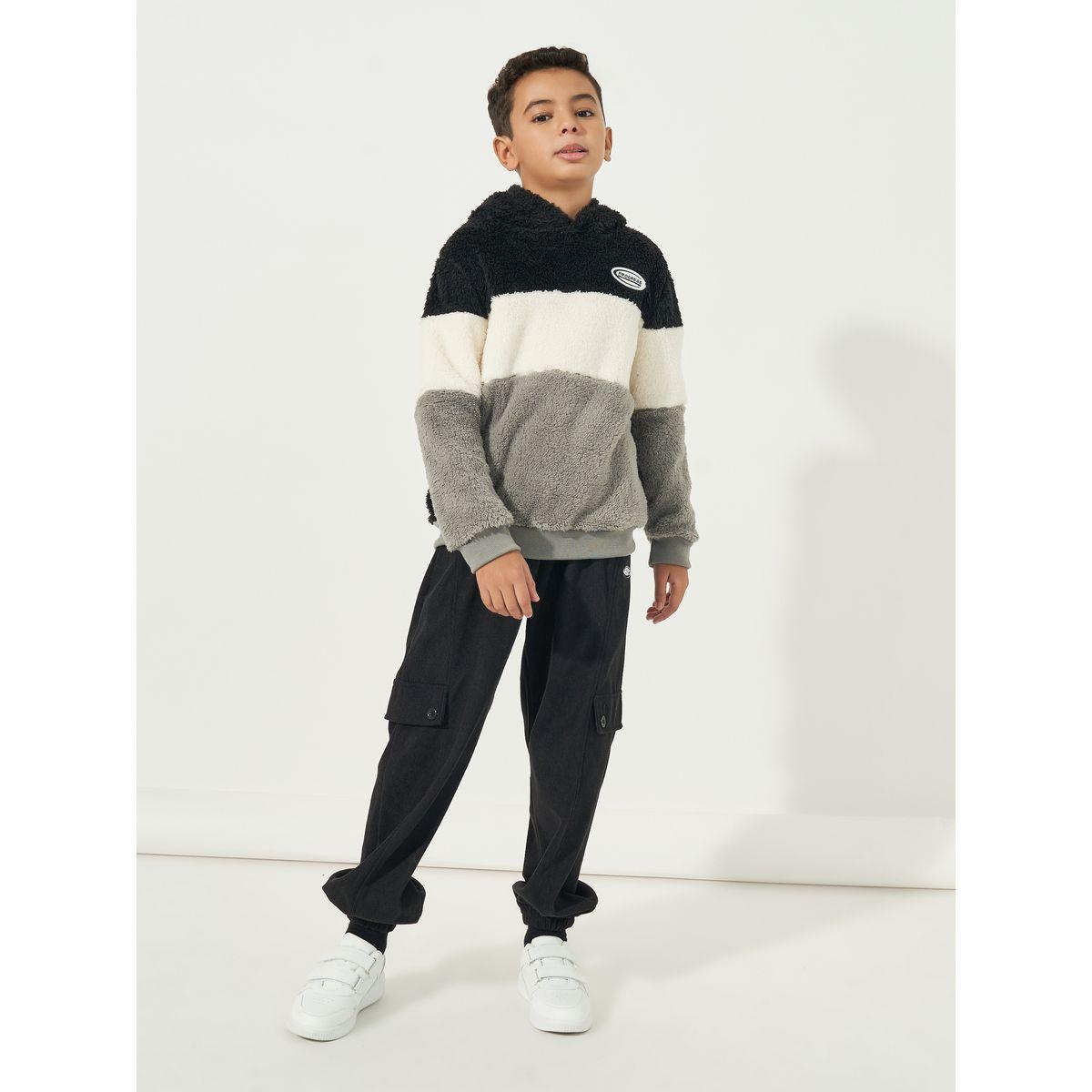 Styli Boys Patch Detail Colorblock Fax Fuzzy Hoodie-boys-clothing-winterwear-sweatshirts-image-2