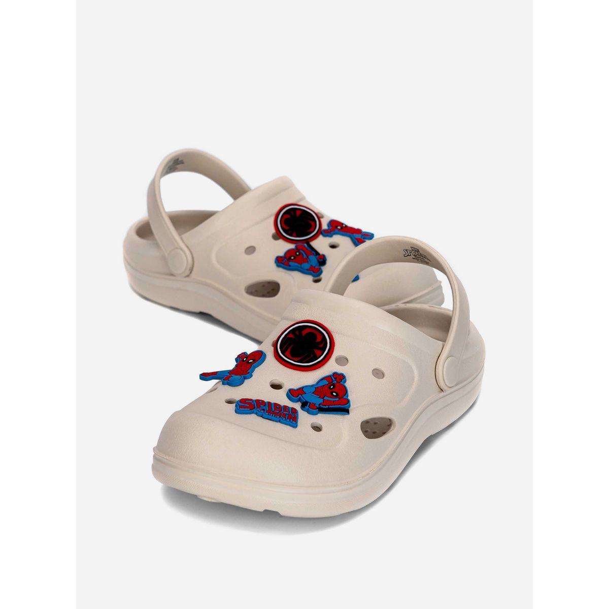 كلوغز مزين بزخارف مع سير خلفي أوربان هُول × ستايلي-boys-shoes-sandals-image-1