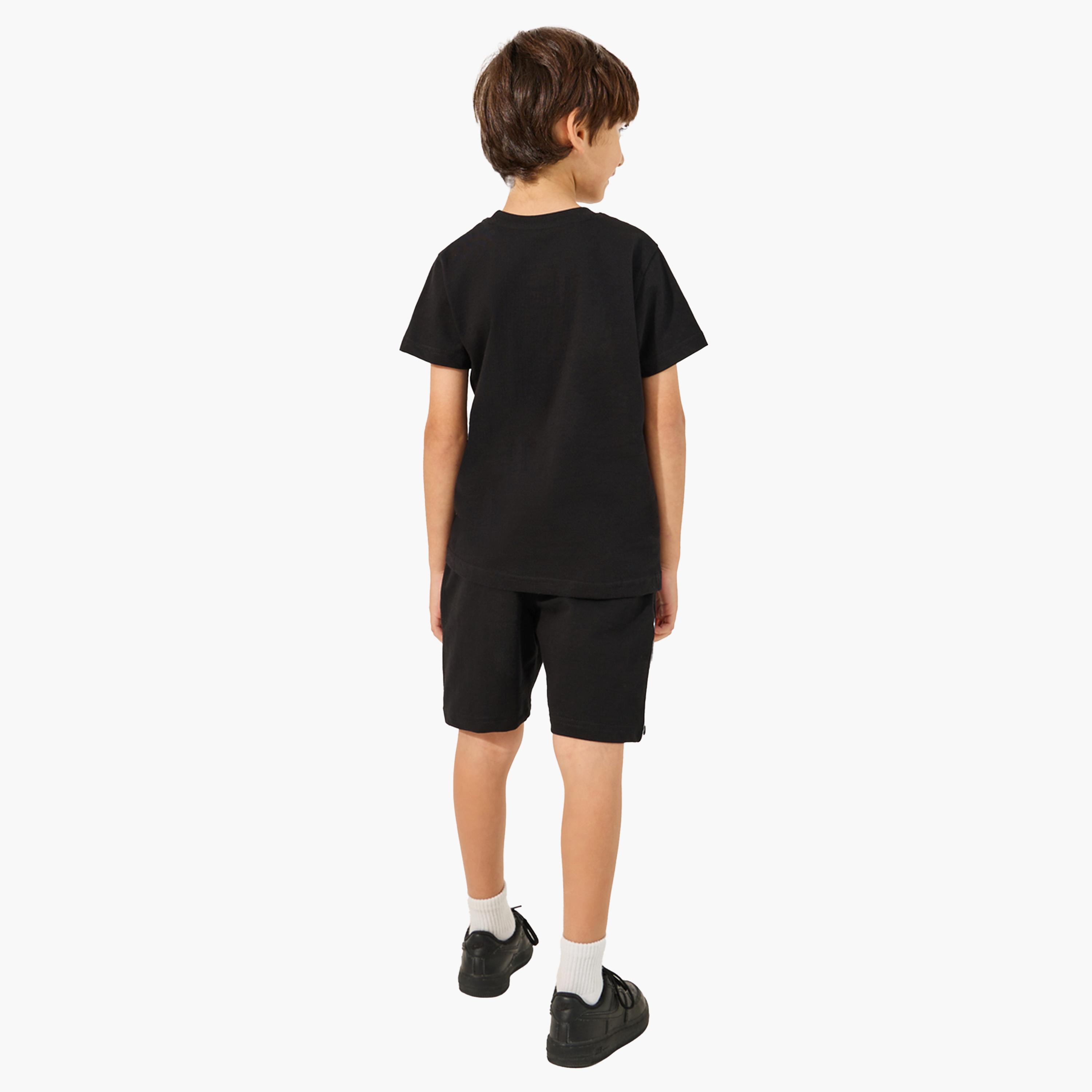 ستايلي - طقم تي شيرت مطبوع مع شورت-boys-clothing-setsandcoords-image-5
