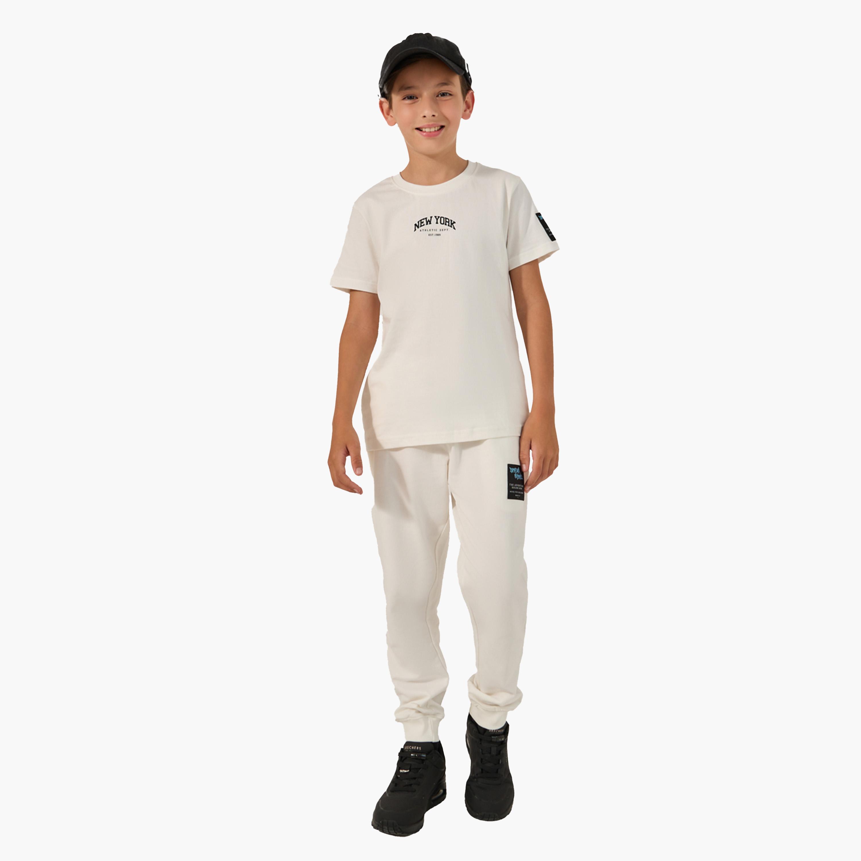 Styli Slogan Print Round Neck T-Shirt and Joggers Set-boys-clothing-setsandcoords-image-1