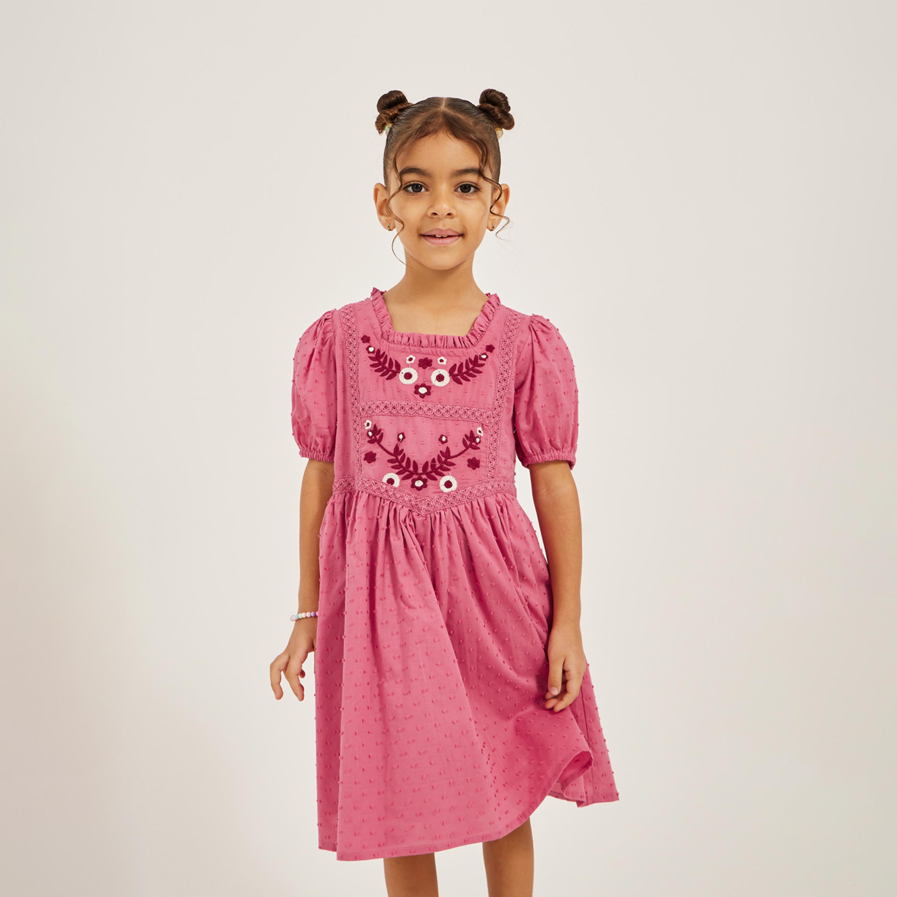 ستايلي - فستان مطرز مع أجزاء من الدانتيل-girls-clothing-dressesandjumpsuits-image-2