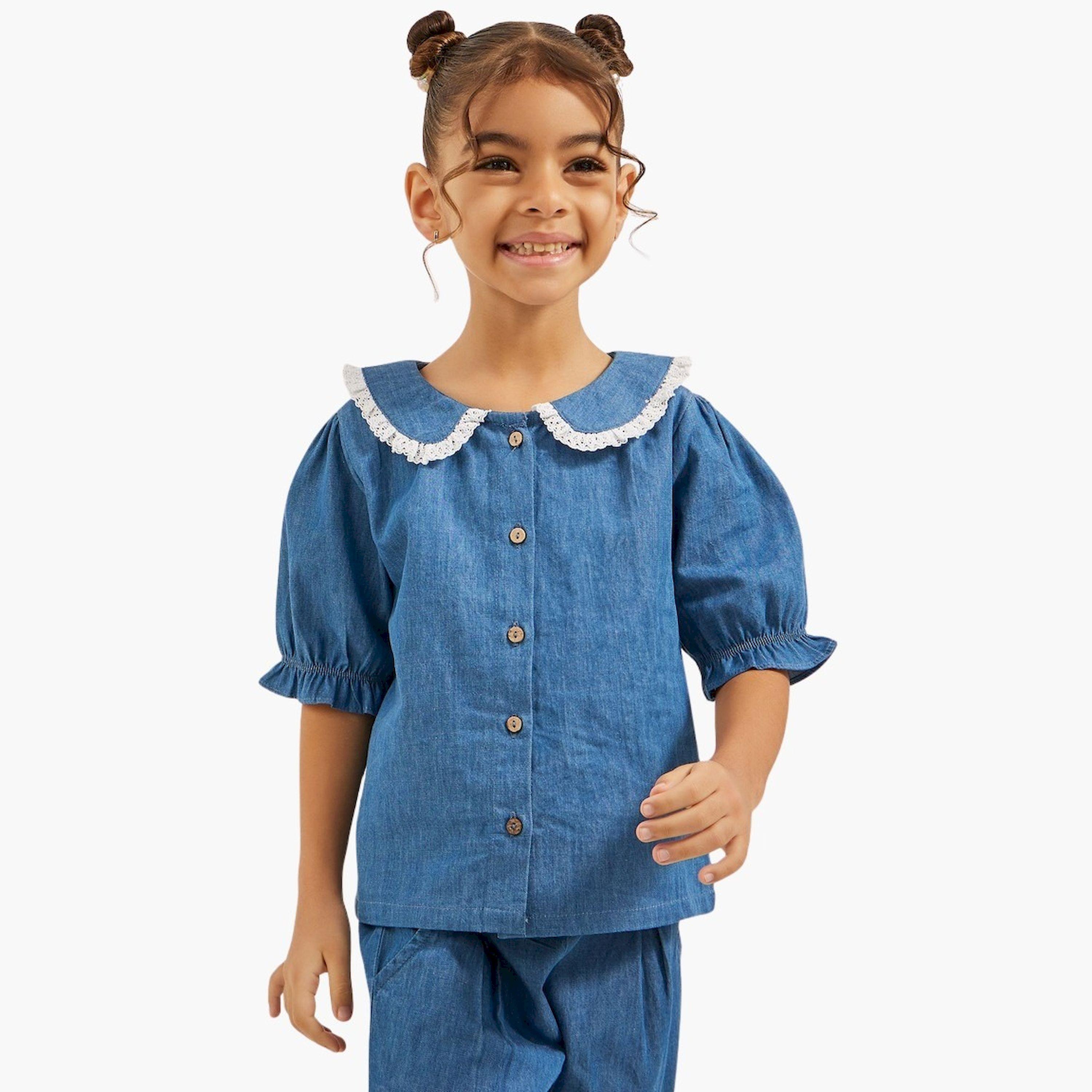 ستايلي - قميص جينز بياقة بيتر بان مع تفاصيل دانتيل-girls-clothing-blousesandshirts-image-1