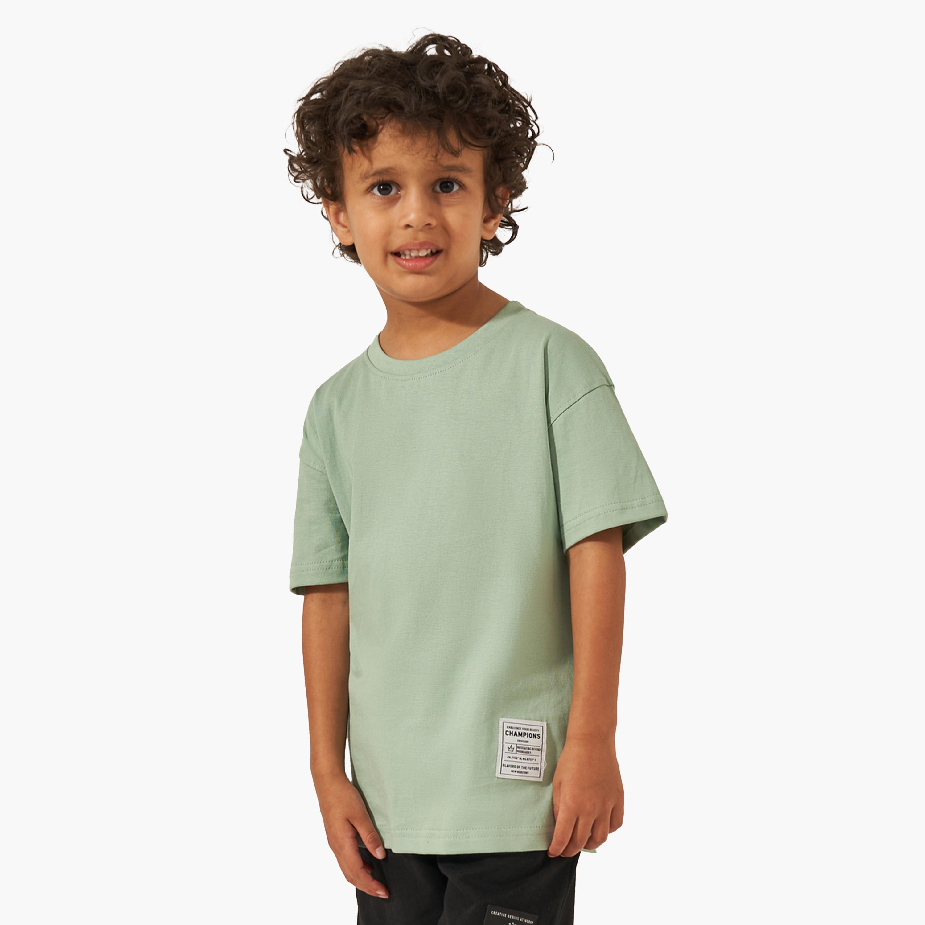 Styli Solid Oversized T-Shirt with Badge Detail-boys-clothing-tshirtsandpolos-image-1