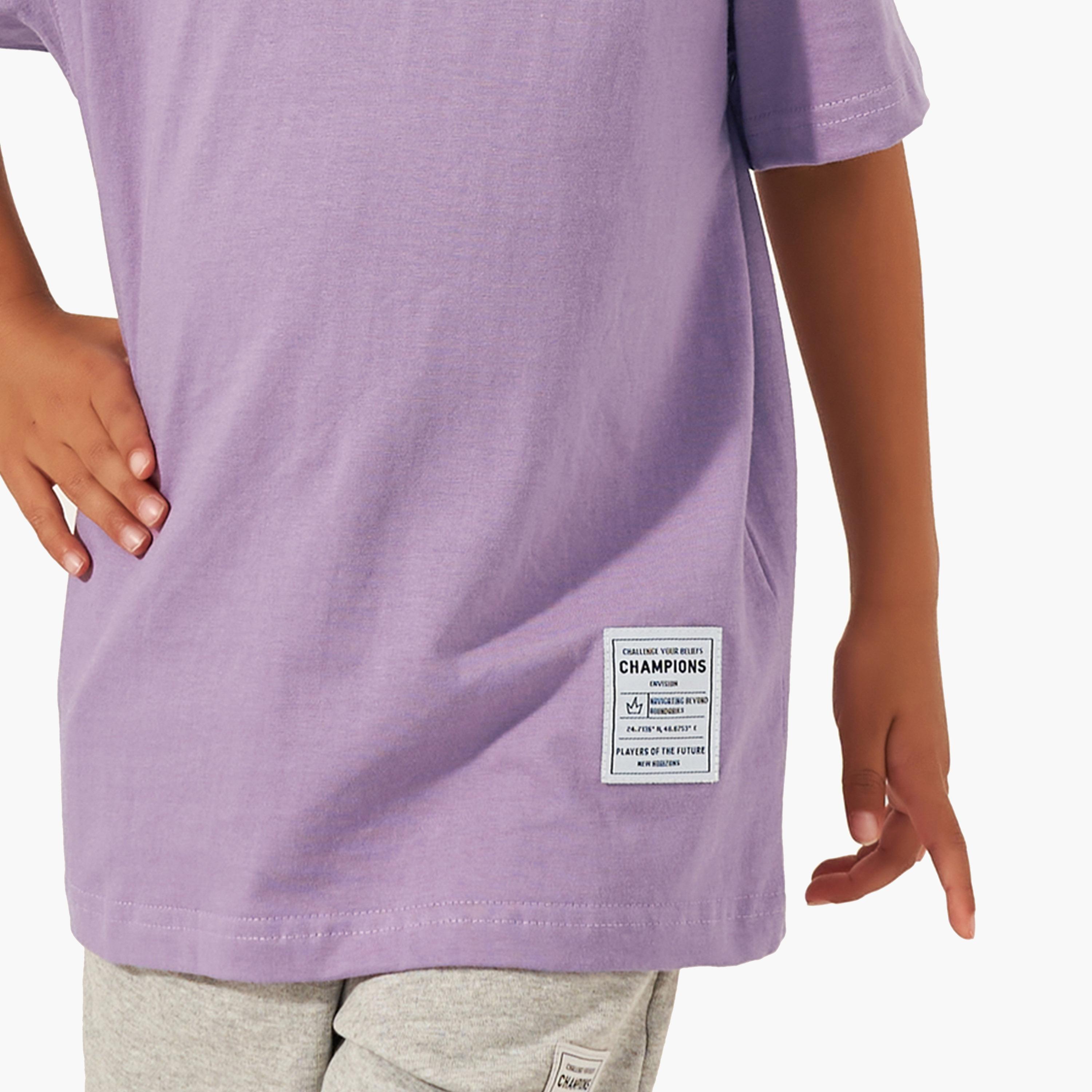 Styli Solid Oversized T-Shirt with Badge Detail-boys-clothing-tshirtsandpolos-image-3