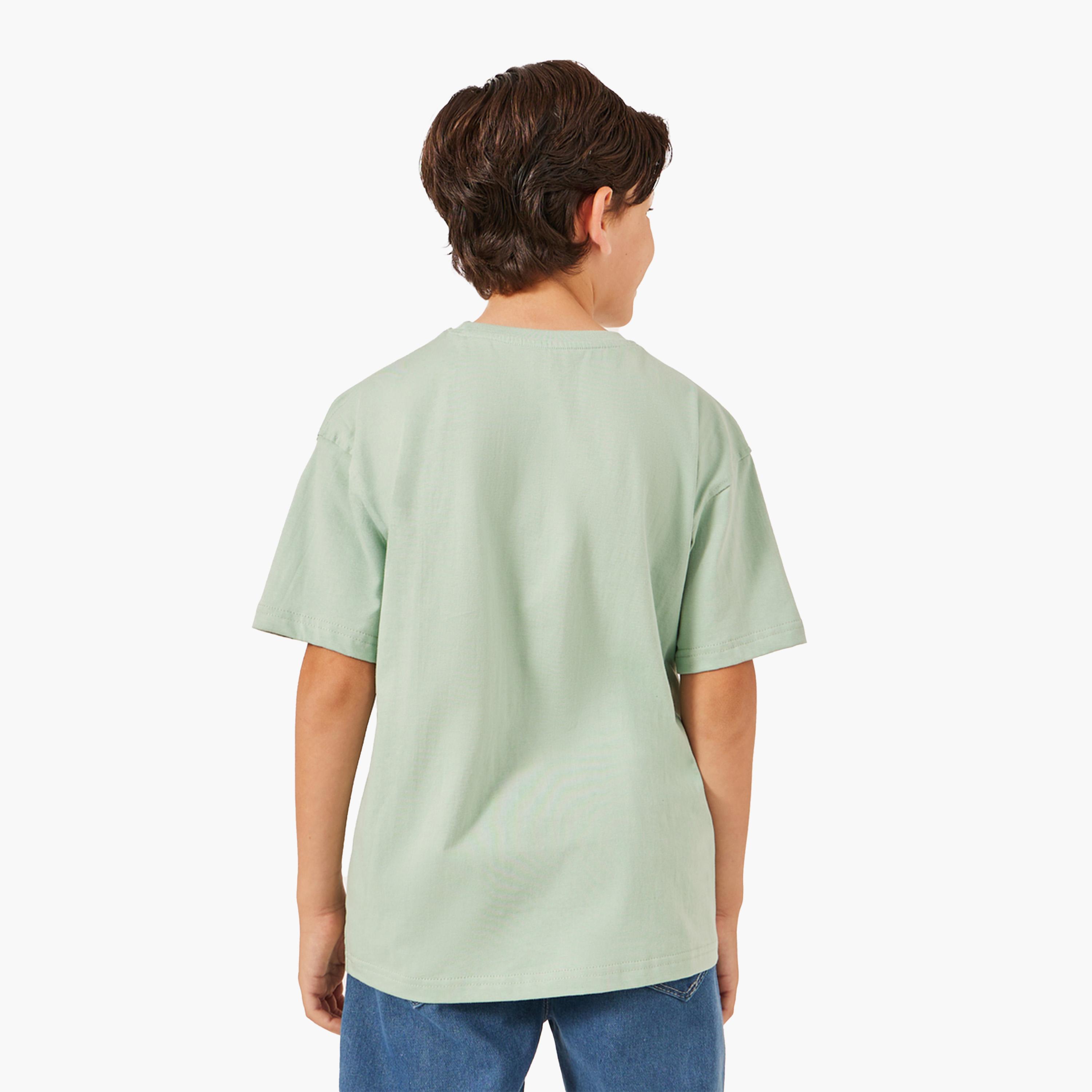 Styli Solid Oversized T-Shirt with Badge Detail-boys-clothing-tshirtsandpolos-image-4