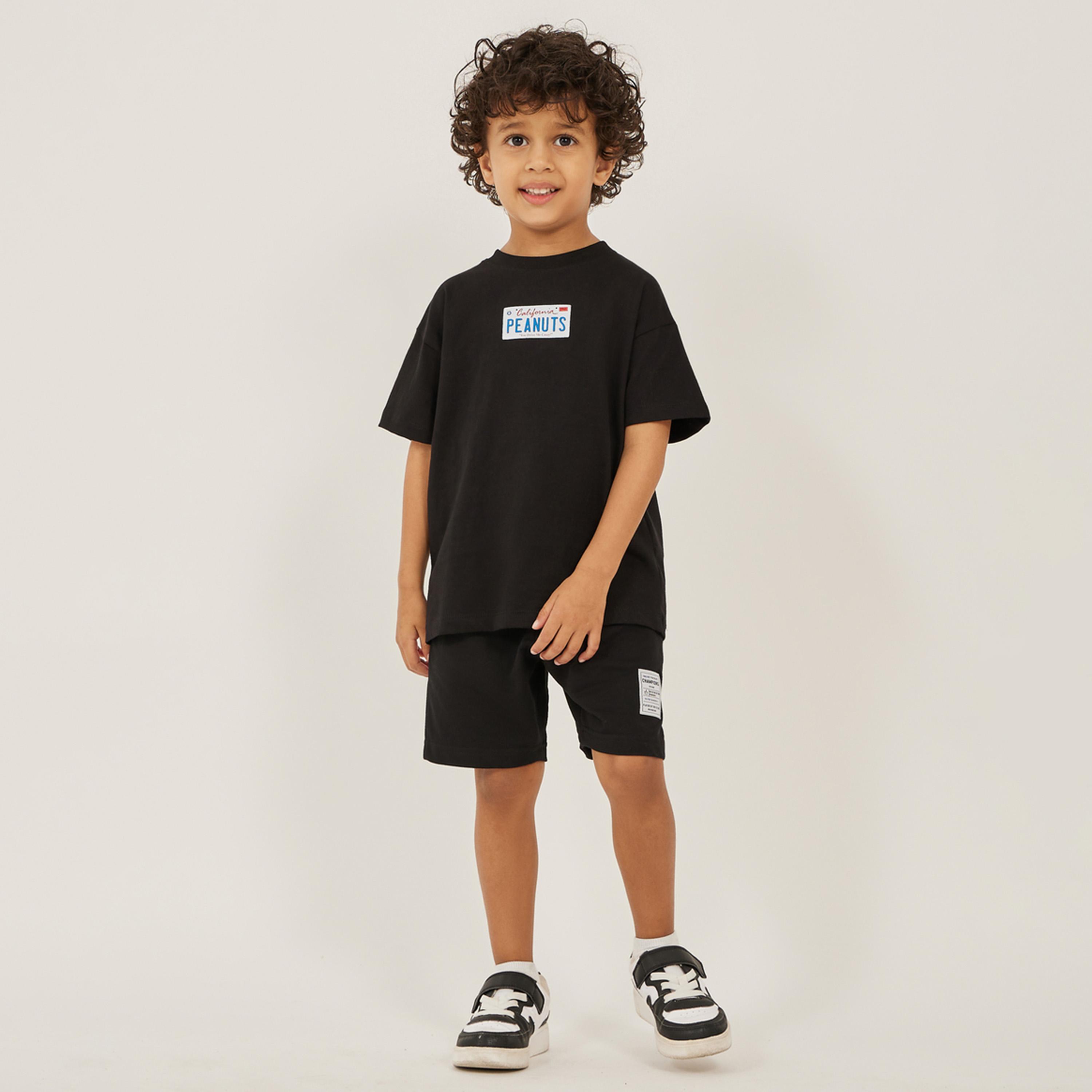 ستايلي - شورت للأولاد الصغار مع جيب جانبي وخلفي ورباط دائري مع شارة-boys-clothing-bottoms-shorts-image-2