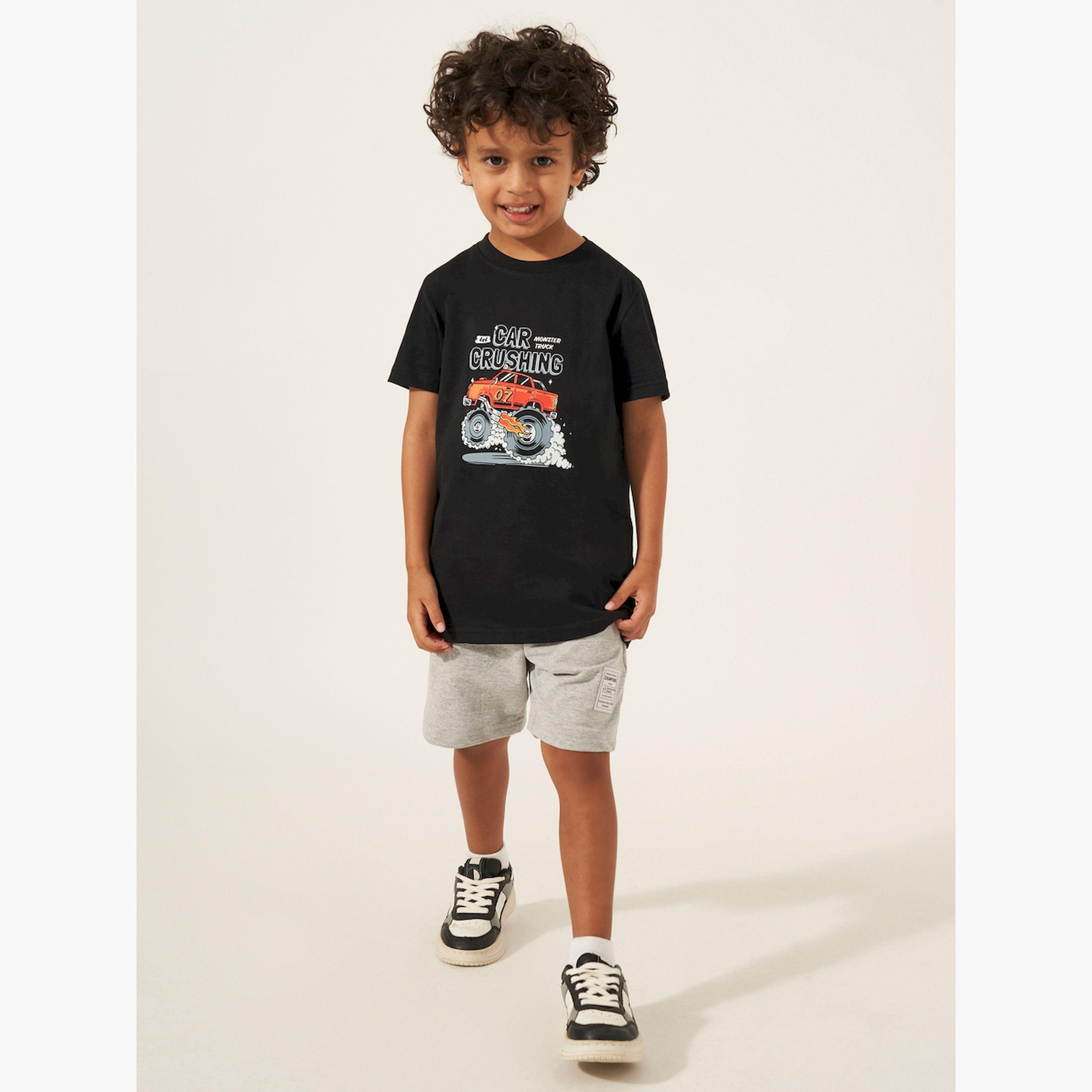 ستايلي - شورت سادة برباط مع تفاصيل شارة-boys-clothing-bottoms-shorts-image-2