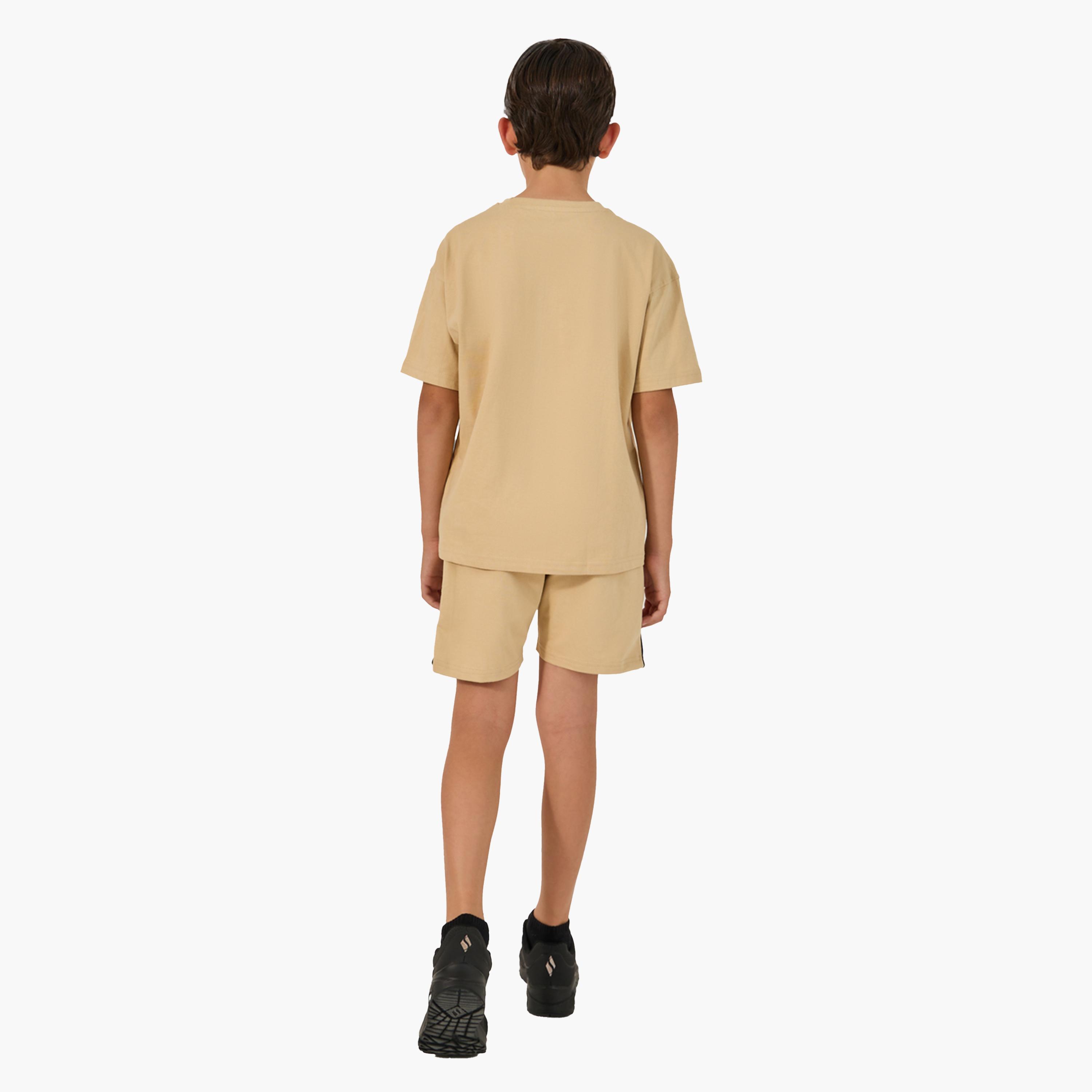 Styli Slogan Print Round Neck T-Shirt and Shorts Set-boys-clothing-setsandcoords-image-5