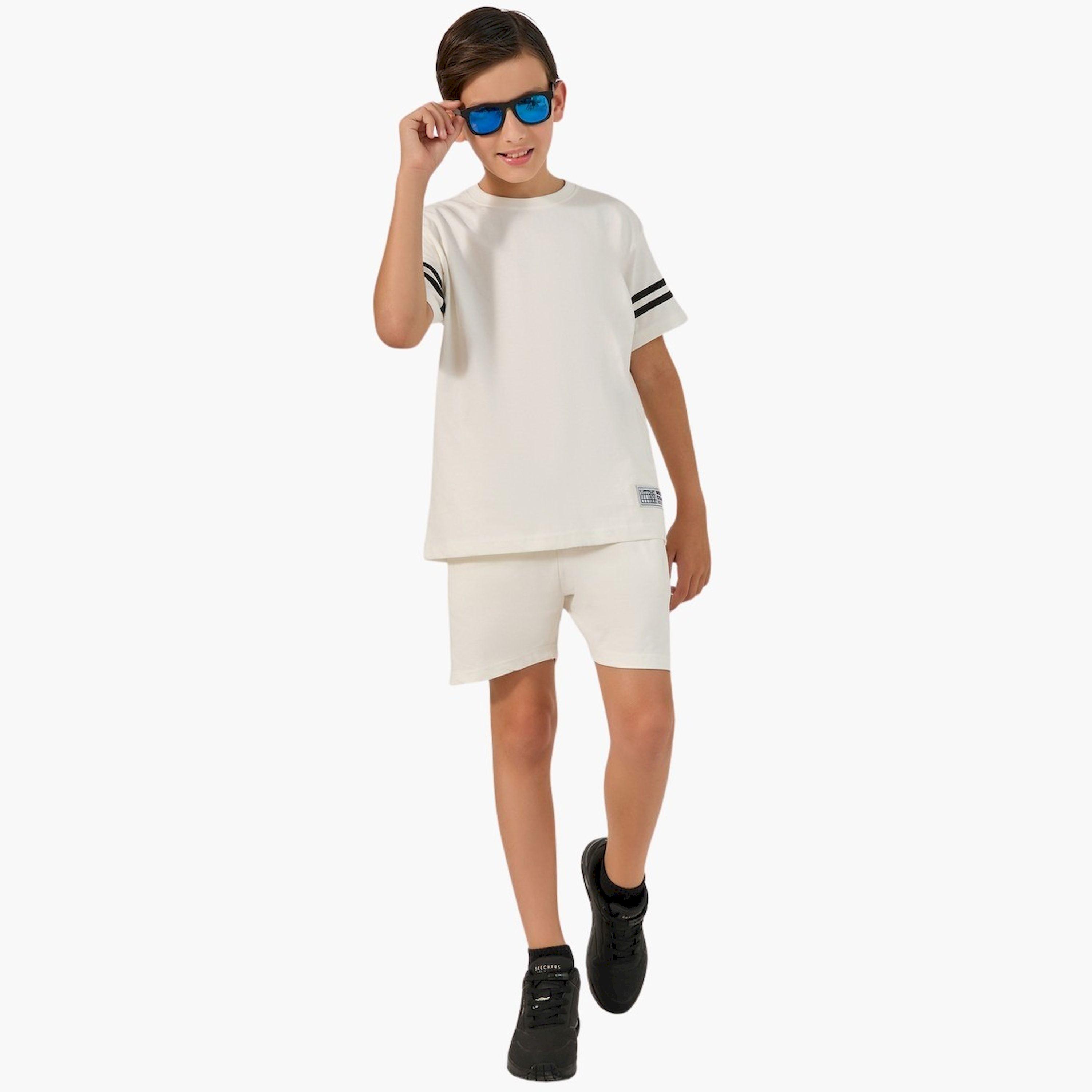 Styli Striped Sleeve Trim Round Neck T-Shirt and Shorts Set-boys-clothing-setsandcoords-image-1