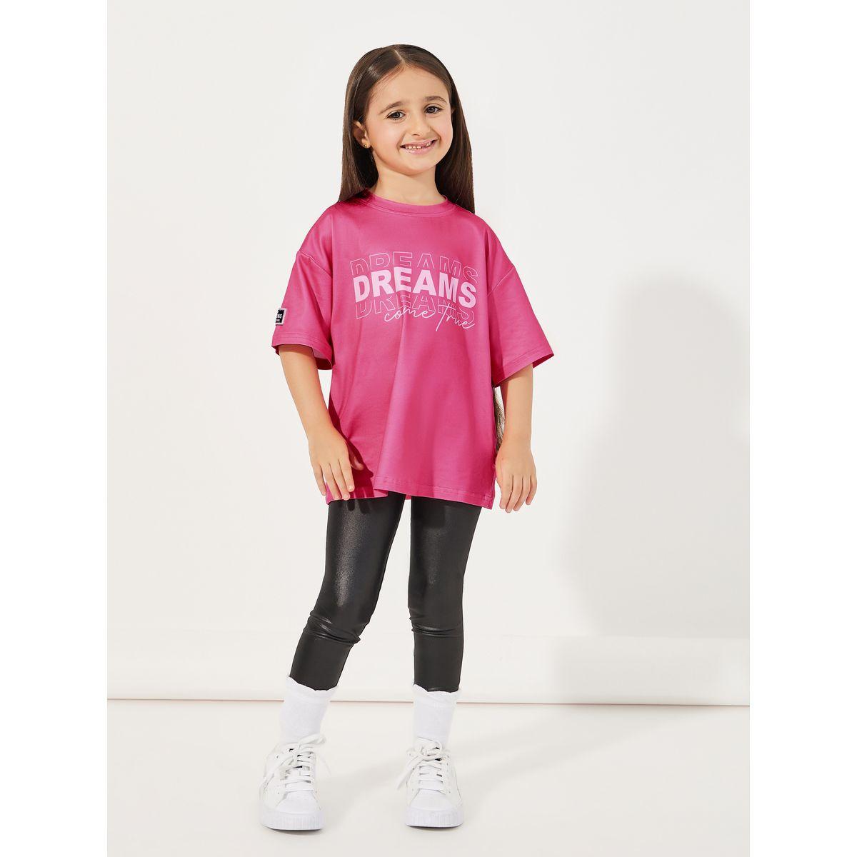 تيشيرت فضفاض بطبعة كتابة مع شارة مُرقعة-girls-clothing-tshirts-image-2
