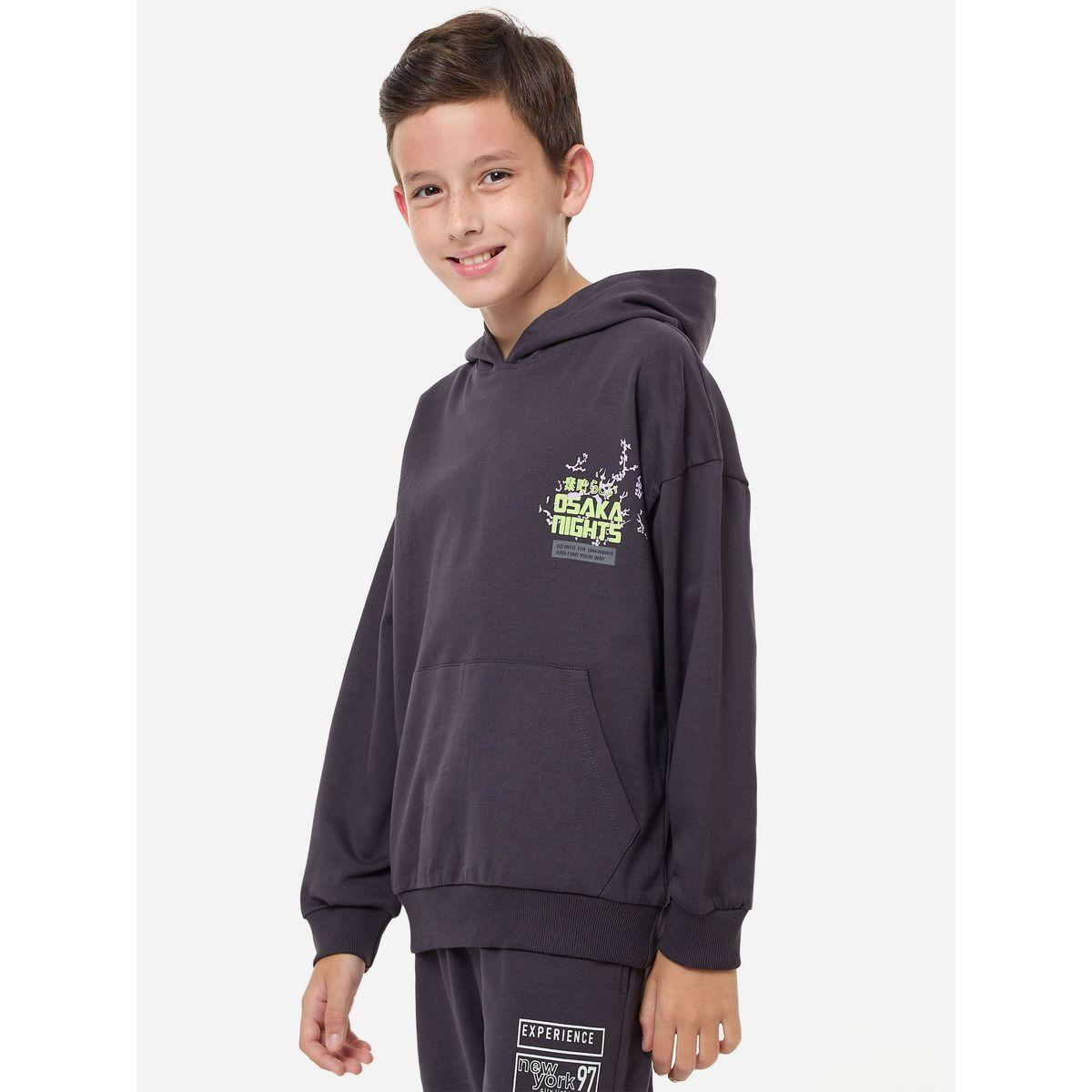 هودي بطبعة جرافيك وجيوب كانجارو فيكتور آند جين × ستايلي-boys-clothing-winterwear-sweatshirts-image-2