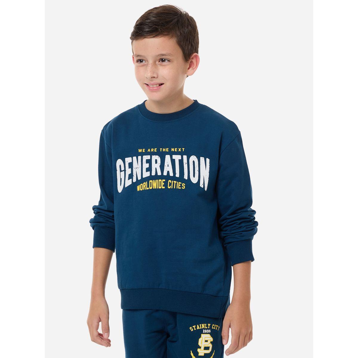 سويت شيرت بطبعة فارسيتي وياقة دائرية فيكتور آند جين × ستايلي-boys-clothing-sweatshirts-image-1