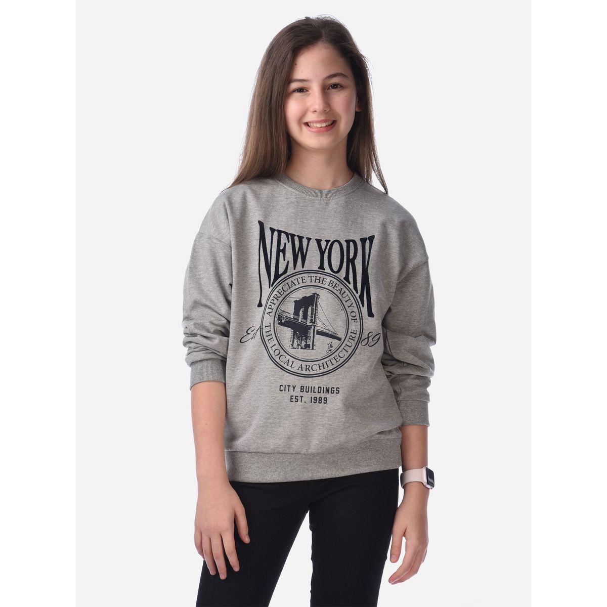 سويت شيرت بياقة دائرية وطبعة جرافيك فيكتور آند جين × ستايلي-girls-clothing-winterwear-sweatshirts-image-1