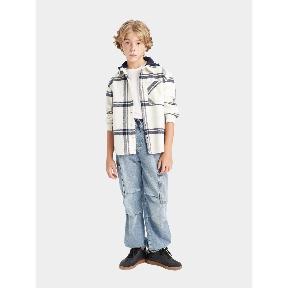 قميص فضفاض بطبعة مربعات وياقة هودي ديفاكتو × ستايلي-boys-clothing-shirts-image-3
