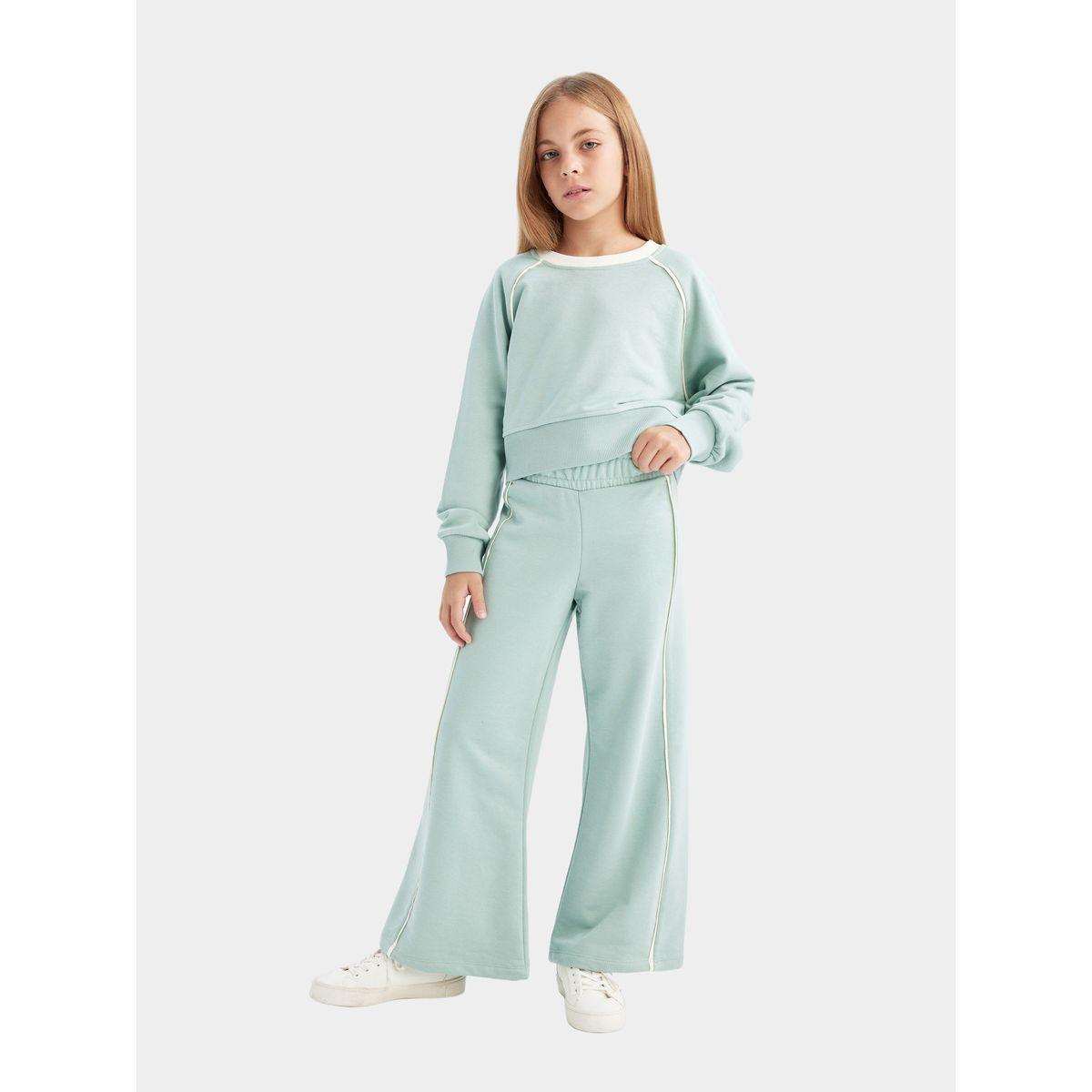 DeFacto X Styli  Solid Raglan Sleeve Sweatshirt & Wide Leg Joggers Set-girls-clothing-setsandcoords-image-3