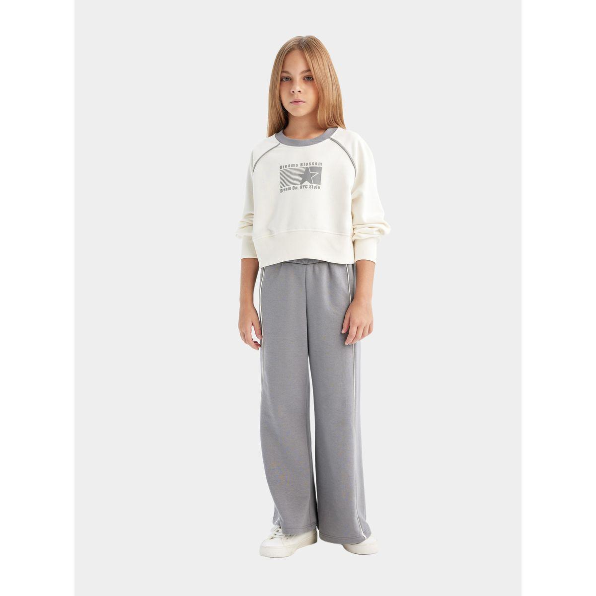 DeFacto X Styli  Graphic Print Reglan Sleeve Sweatshirt & Wide Leg Joggers Set-girls-clothing-setsandcoords-image-1