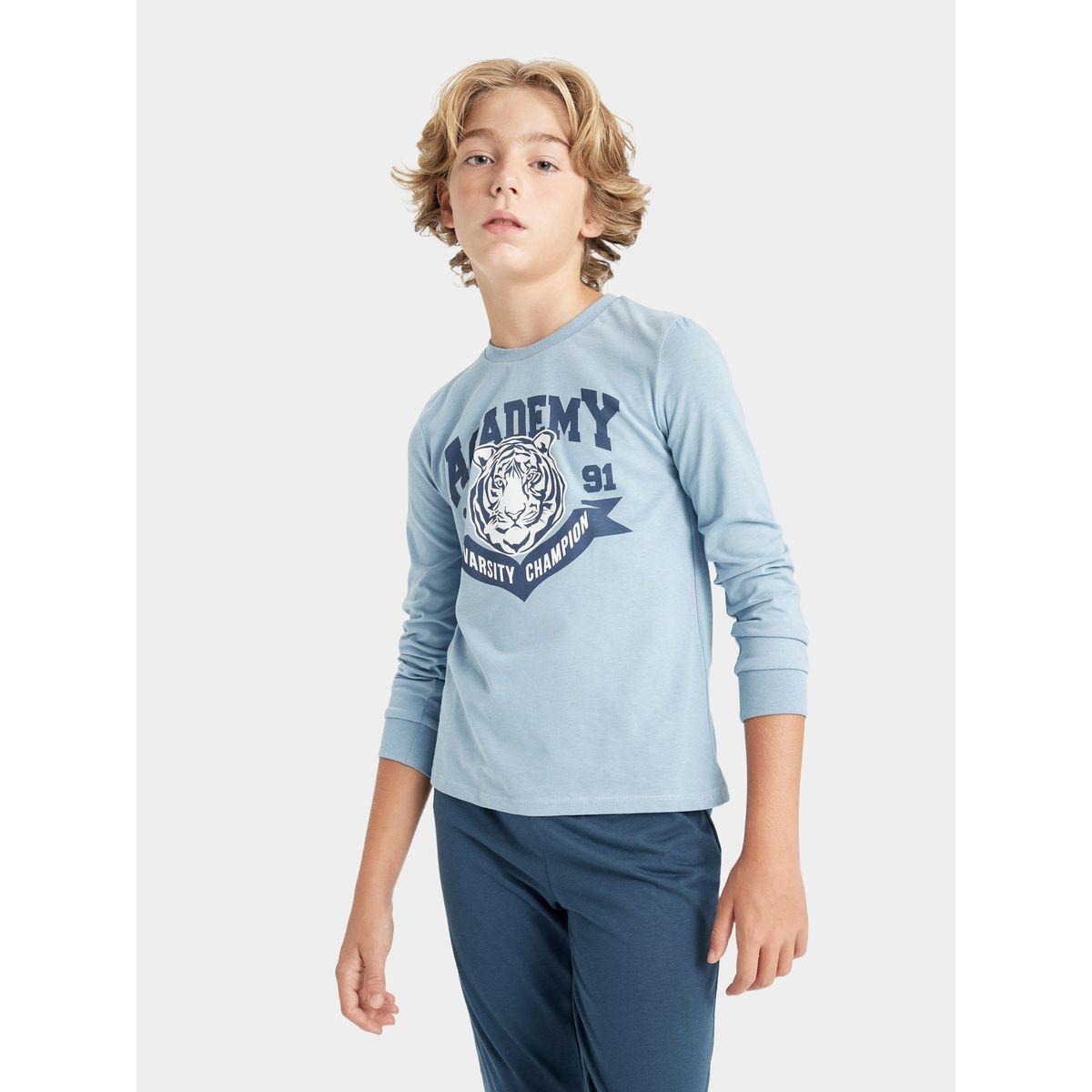 طقم من بنطال بيجاما وتيشيرت بطبعة جرافيك ديفاكتو × ستايلي-boys-clothing-nightwear-image-2