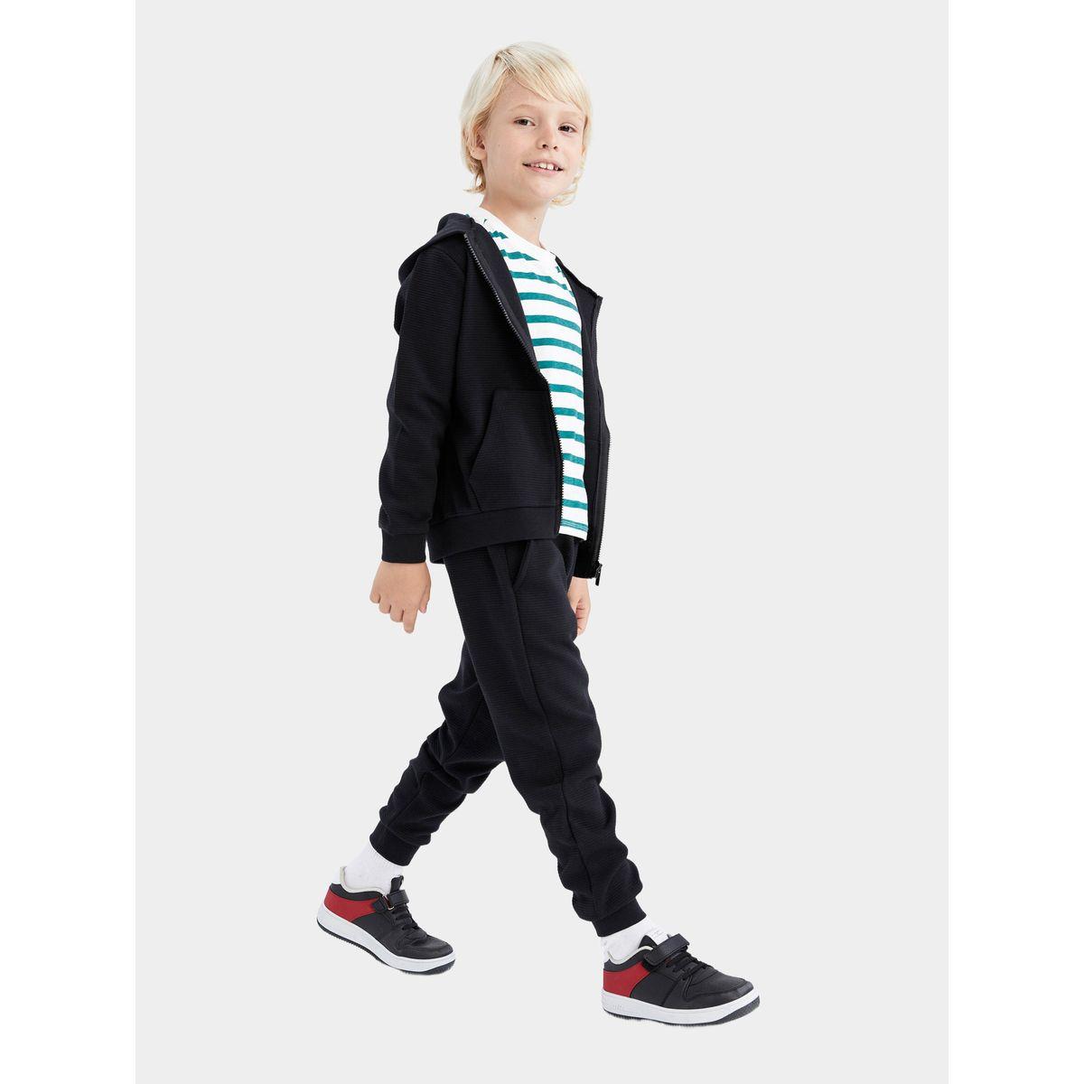 DeFacto X Styli  Relaxed Fit Elasticated Cuff Joggers with Pockets-boys-clothing-bottoms-joggersandtrackpants-image-1