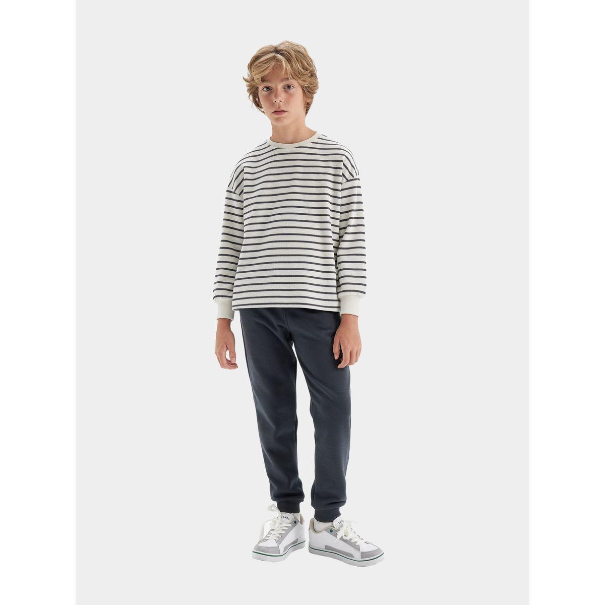 DeFacto X Styli  Relaxed Fit Elasticated Cuff Joggers with Pockets-boys-clothing-bottoms-joggersandtrackpants-image-2