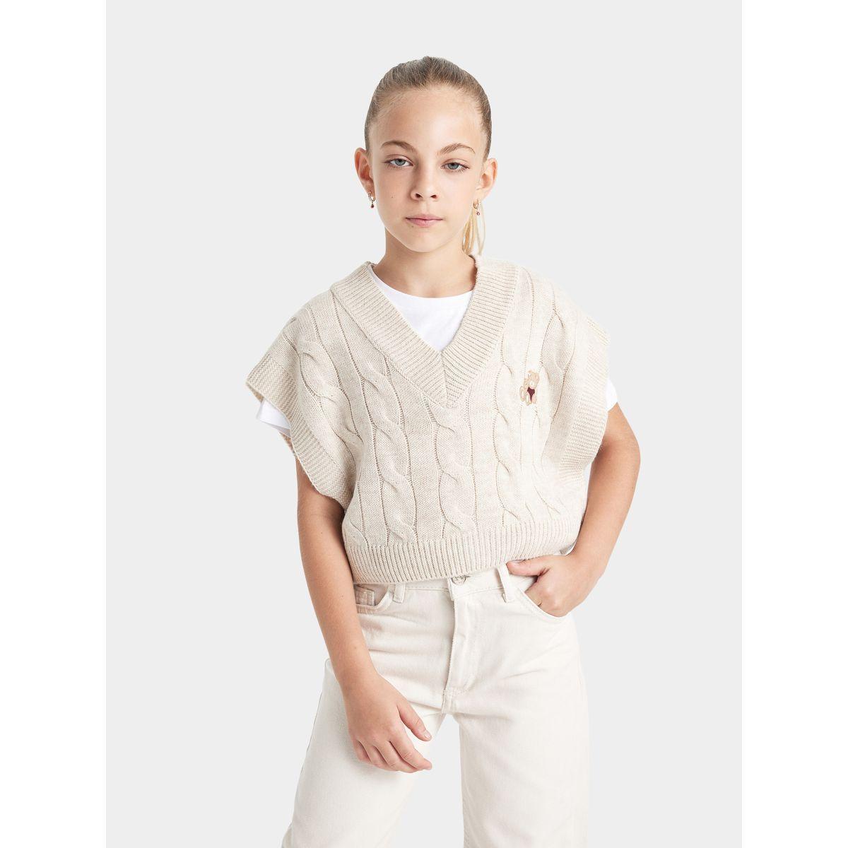 DeFacto X Styli  Oversized V-Neck Knit Sweater Vest-girls-clothing-jumpersandcardigans-image-3