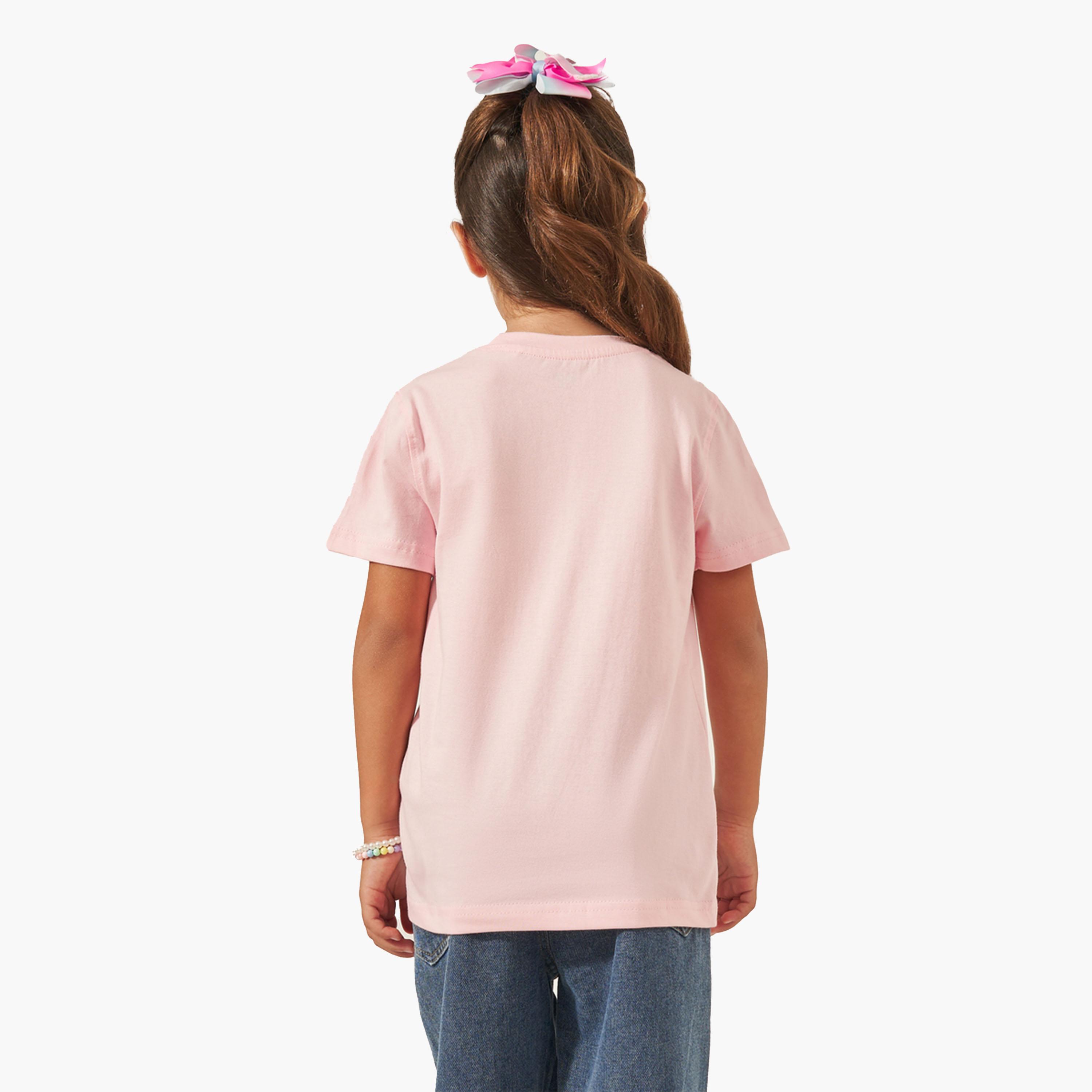 ستايلي- تي شيرت بطبعة جرافيكية ورقبة دائرية-girls-clothing-tshirts-image-4