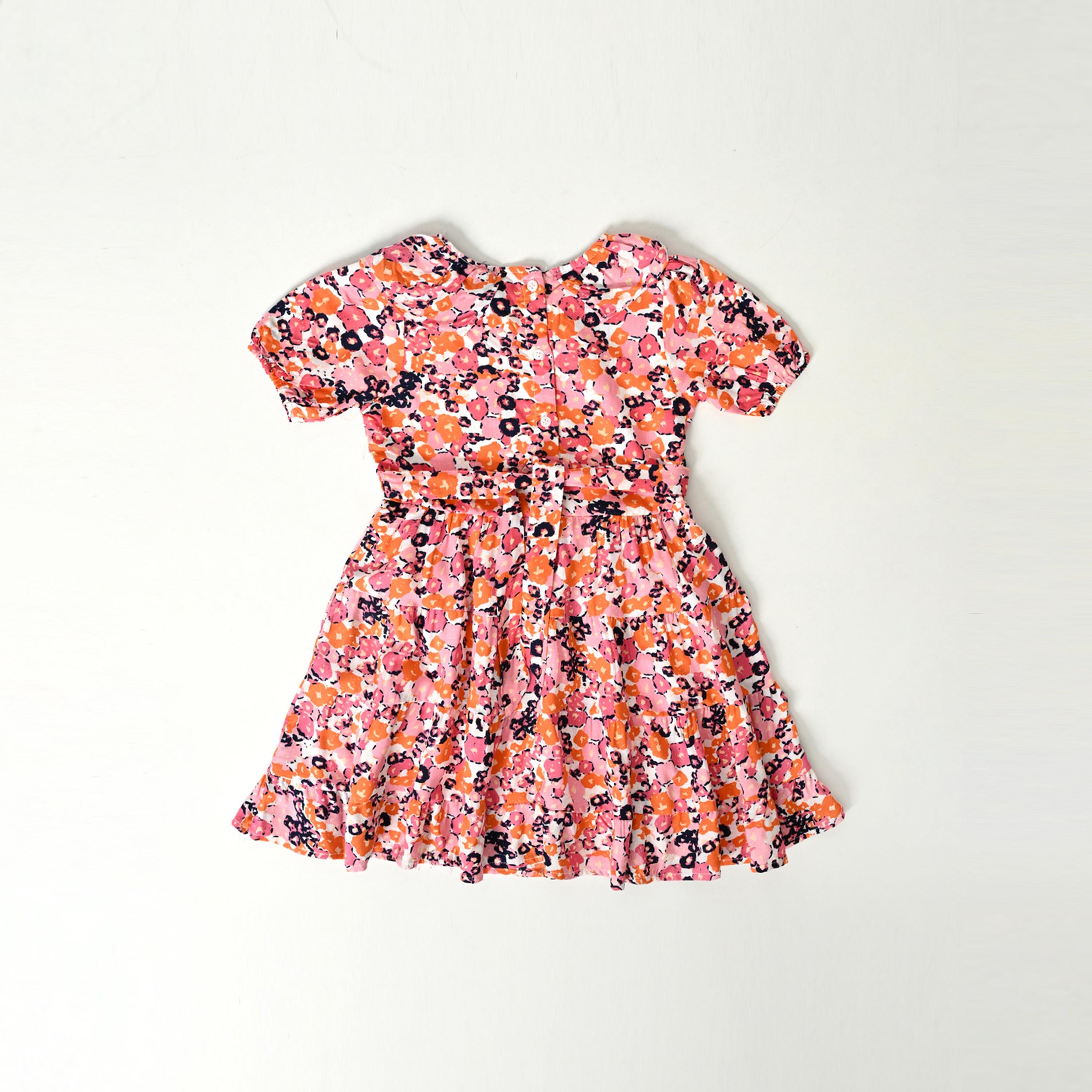بيلا مودا × ستايلي - فستان بطبعة كاملة وفتحة رقبة على شكل حرف V-girls-clothing-dressesandjumpsuits-image-3