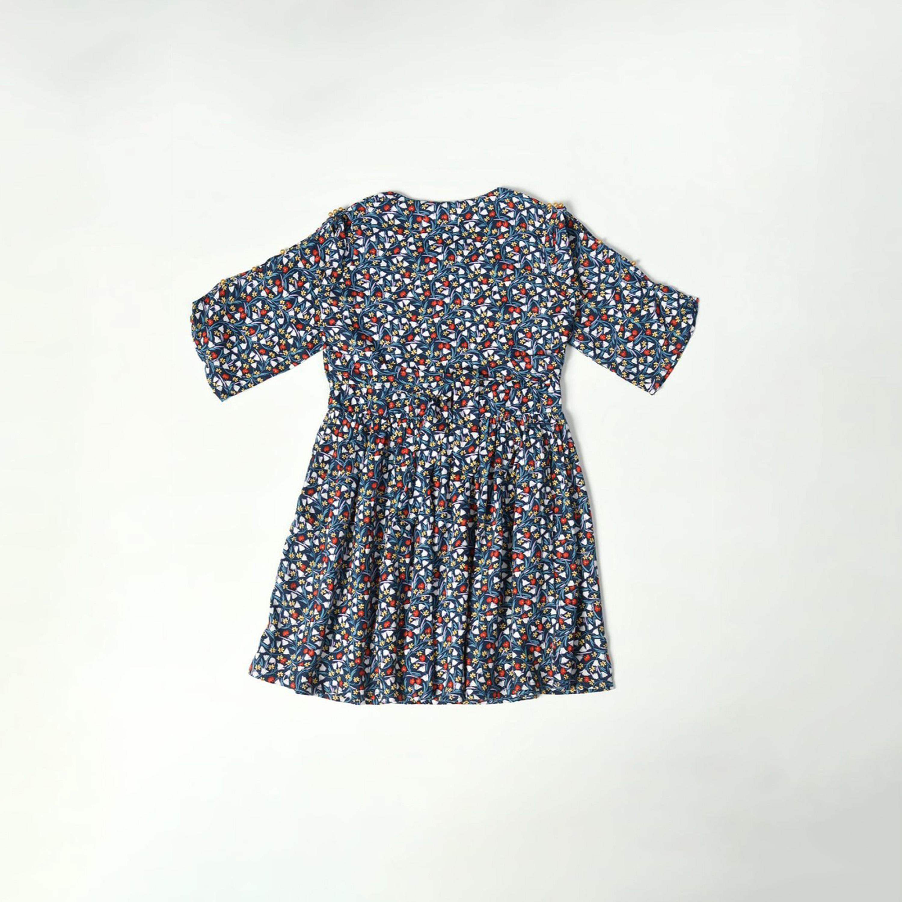 بيلا مودا × ستايلي - فستان بطبعات كاملة وتفاصيل أزرار-girls-clothing-dressesandjumpsuits-image-1