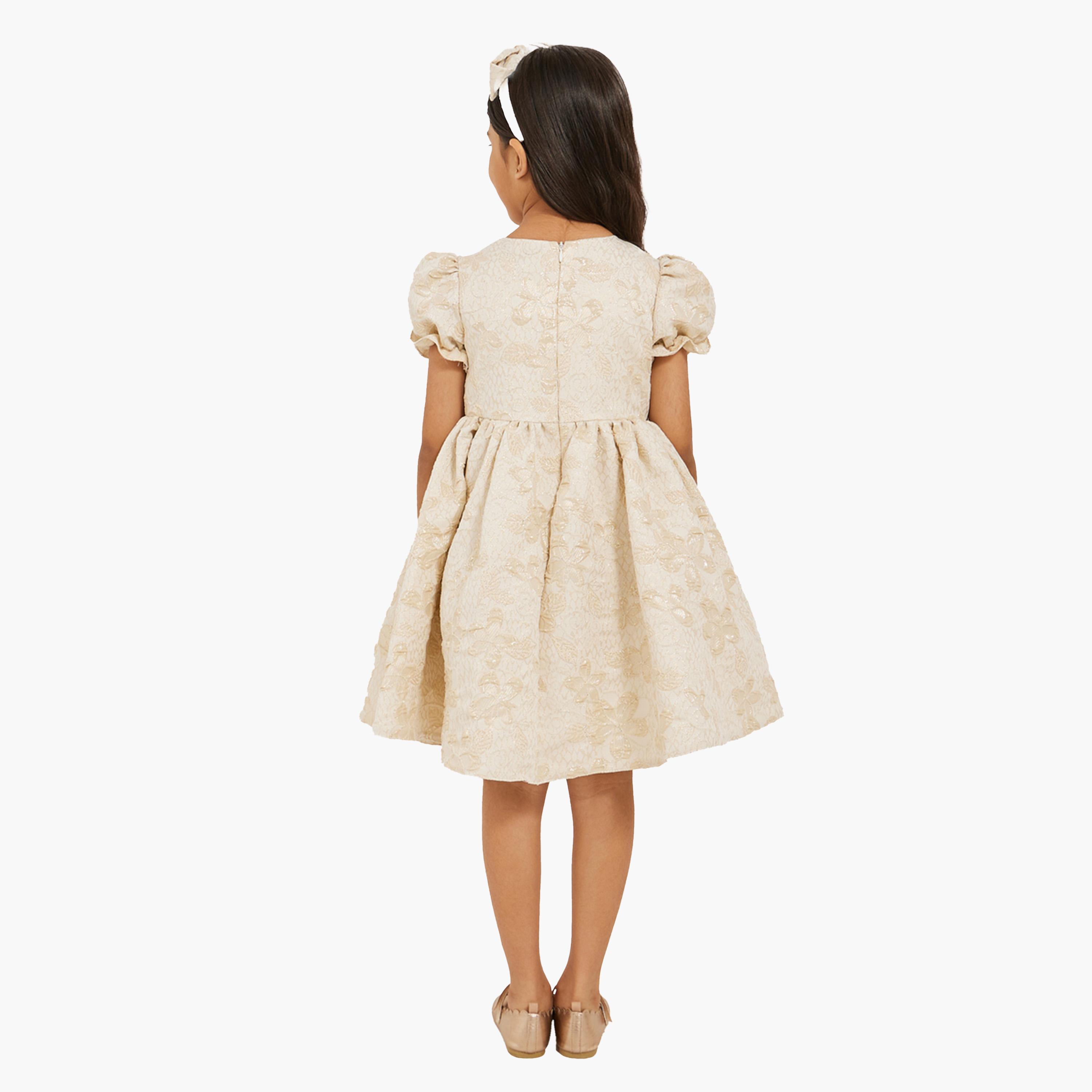 ستايلي-  فستان مزين بالزهور بأكمام منتفخة مع بندانة-girls-clothing-dressesandjumpsuits-image-4