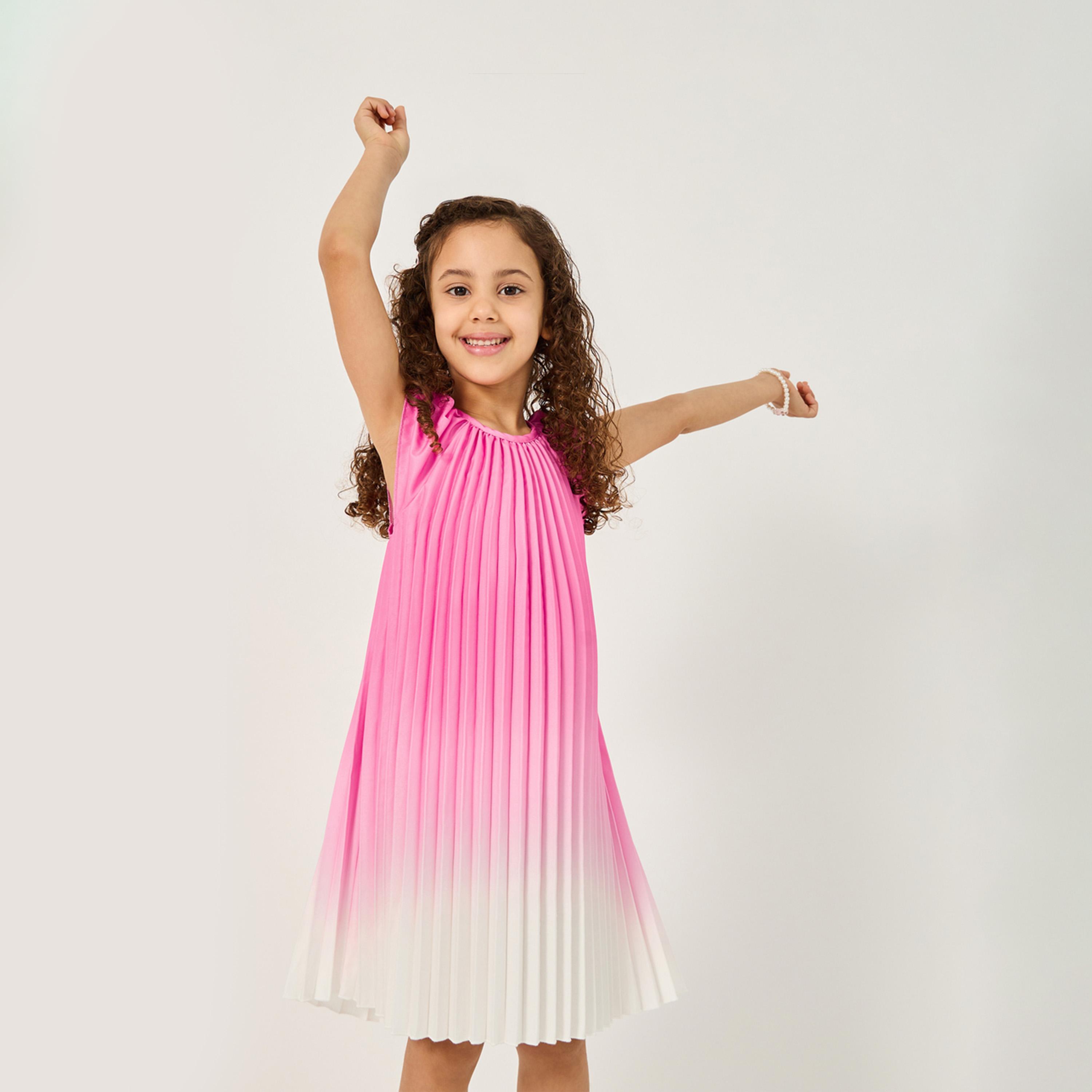 ستايلي - فستان مطوي بطبعات اومبري للبنات الصغار-girls-clothing-dressesandjumpsuits-image-1