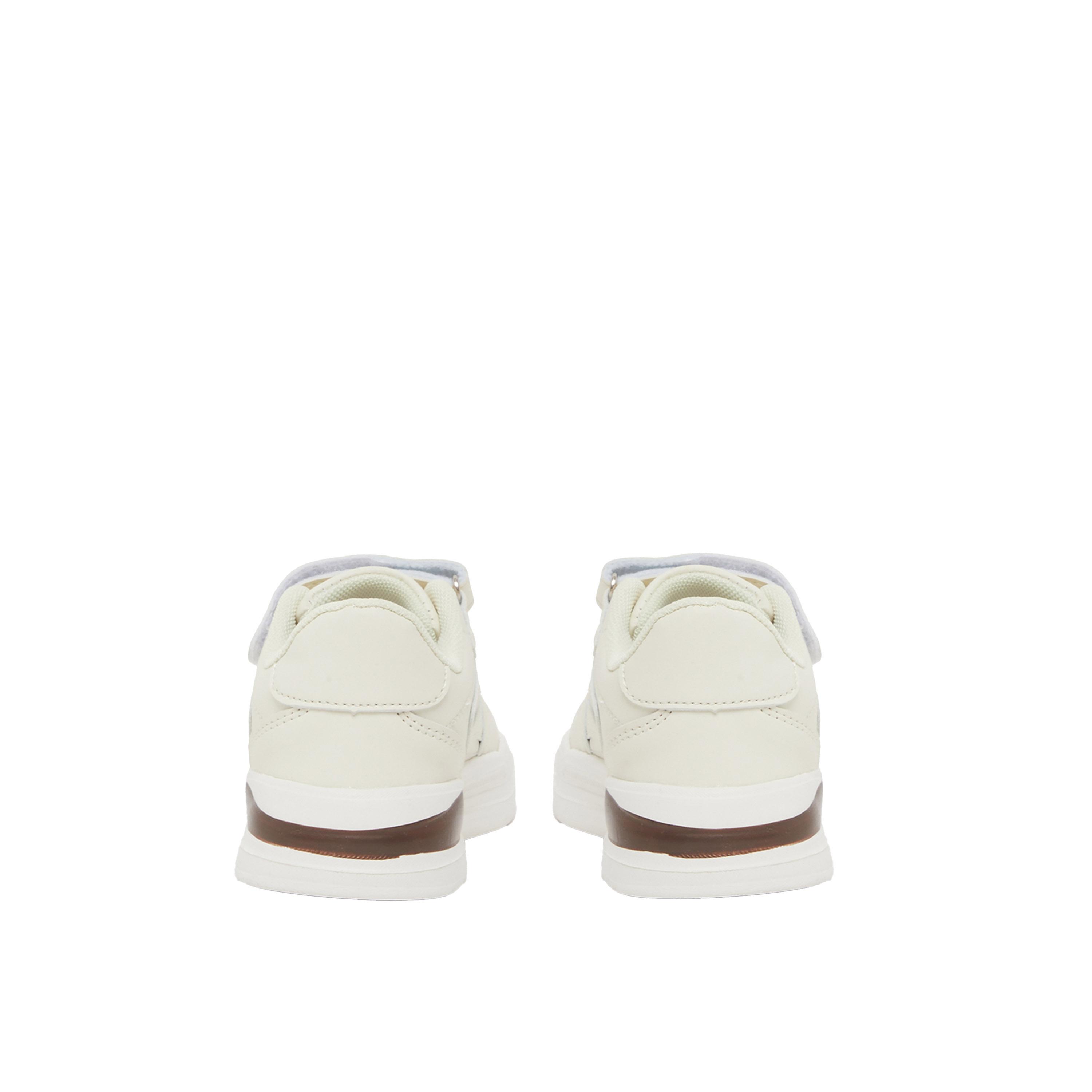 Styli Solid Low Top Trainer Shoes with Velcro Closure-boys-shoes-sneakers-image-4