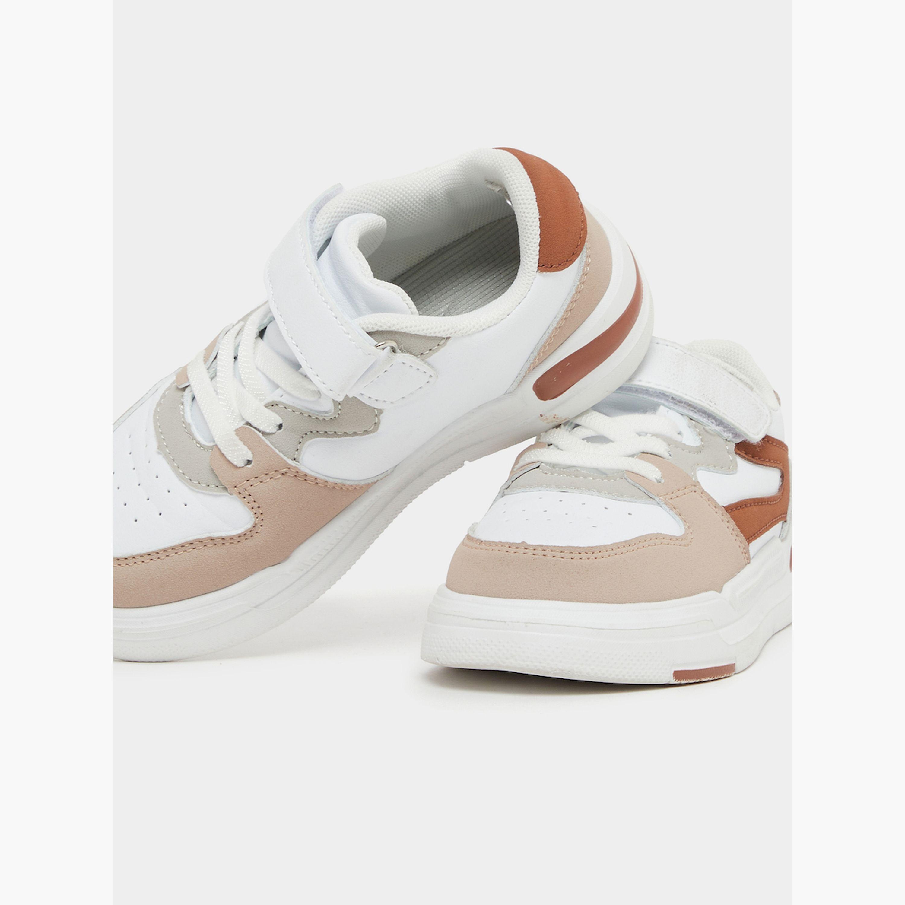 Styli Color Block Low Top Trainer Shoes with Velcro Closure-boys-shoes-sneakers-image-3