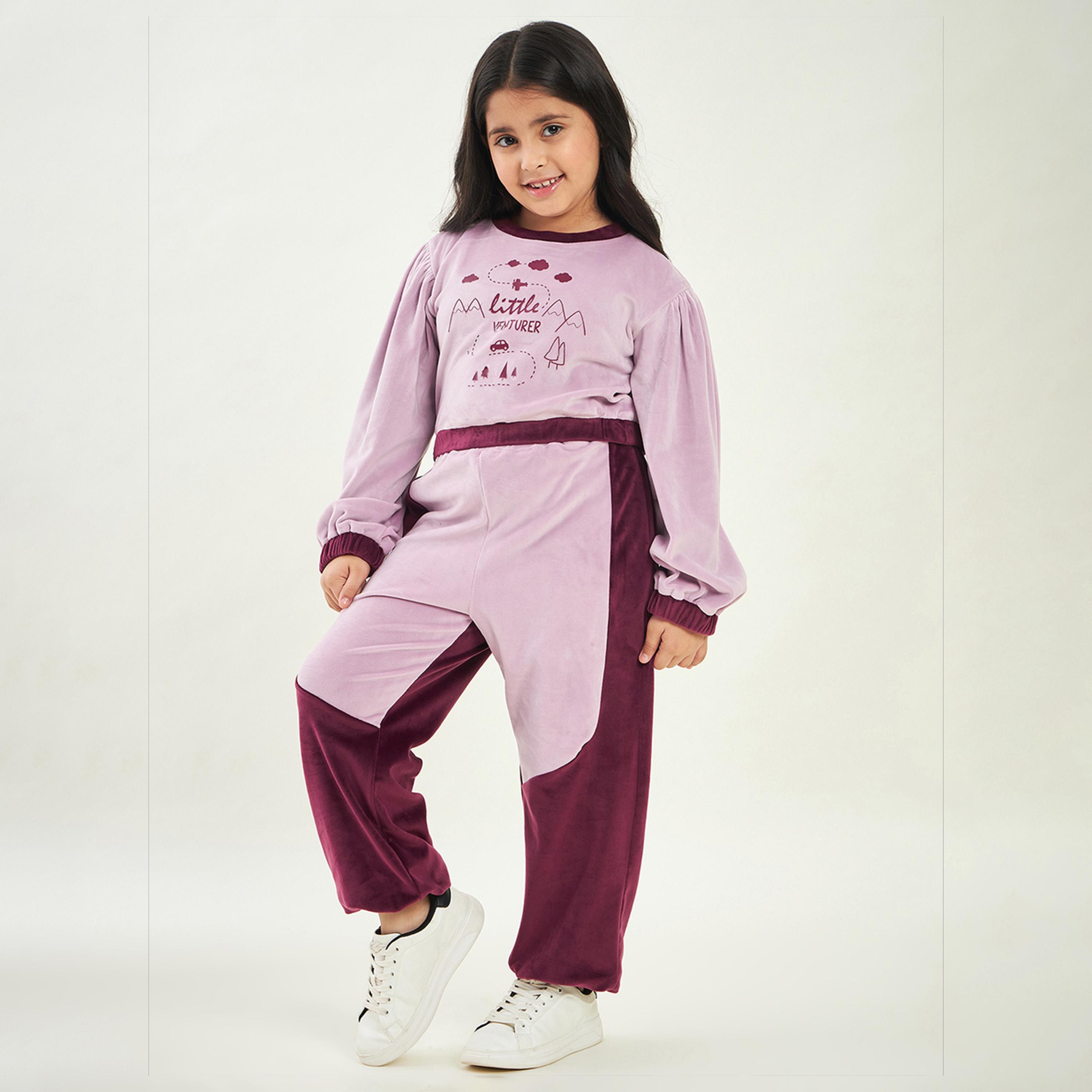 ستايلو باغ × ستايلي - سويت شيرت بناتي مطبوع مع بنطال رياضي - بنفسجي-girls-clothing-setsandcoords-image-3