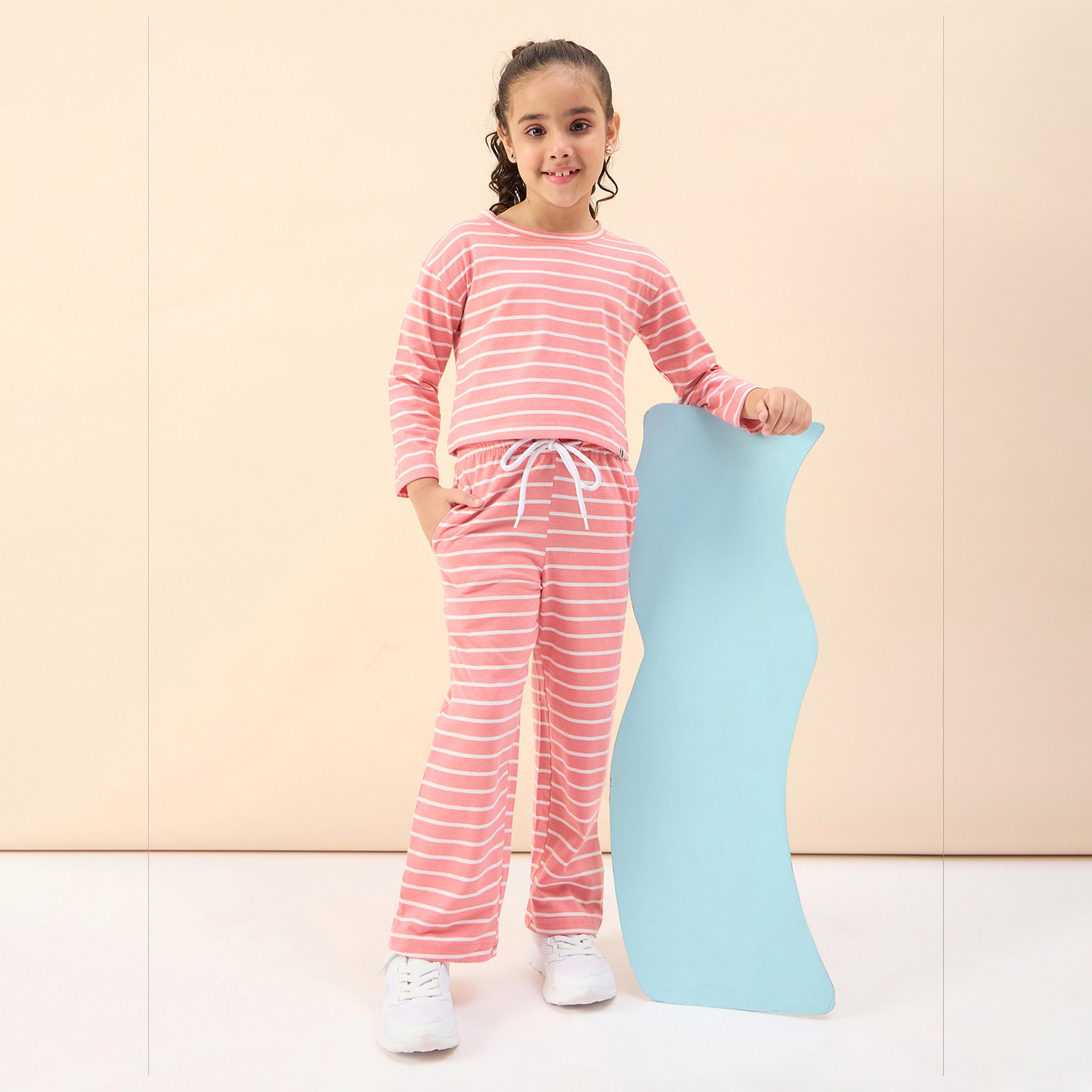 ستايلو باغ × ستايلي - تي شيرت بناتي مطبوع بالكامل مع بنطال رياضي - وردي-girls-clothing-setsandcoords-image-3