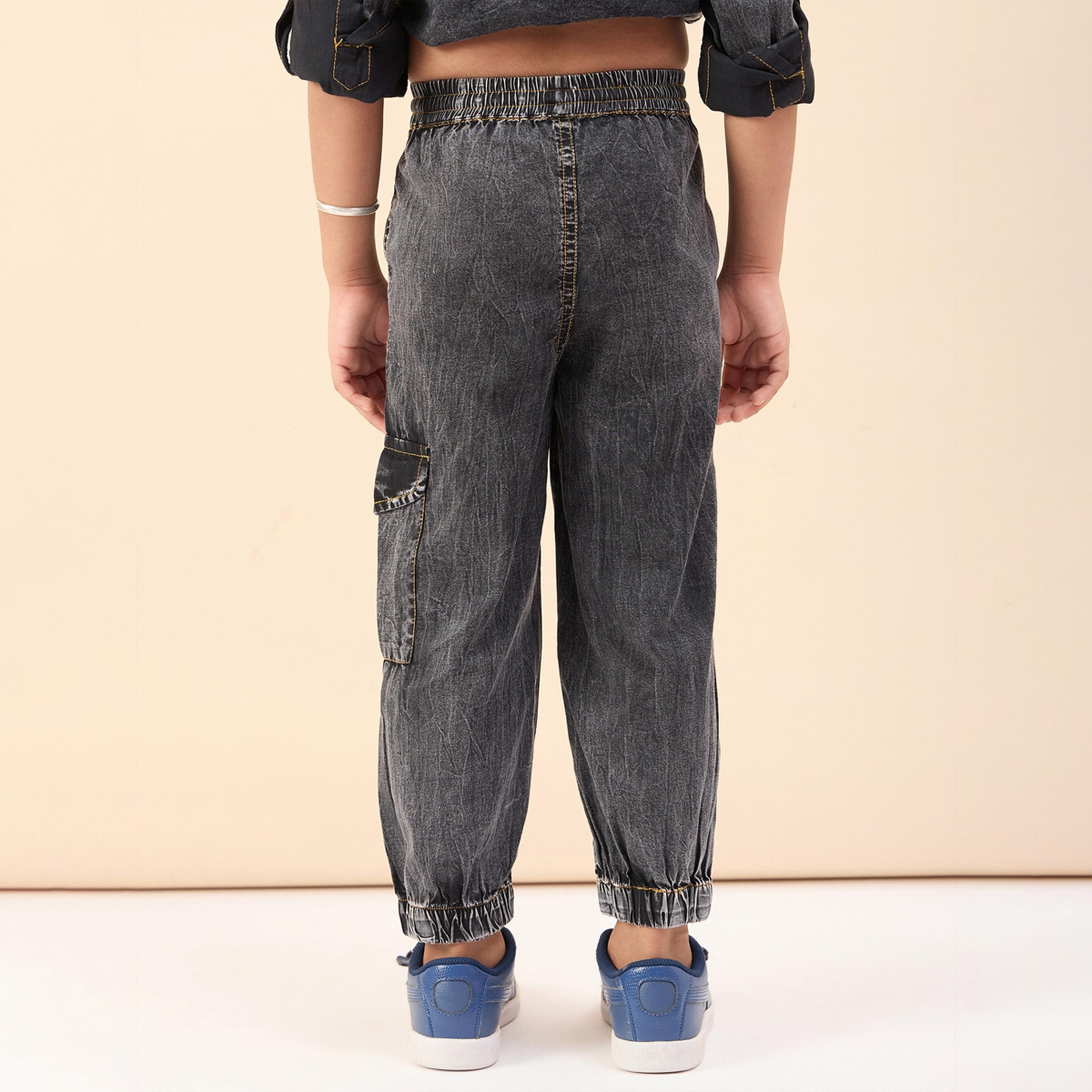 Stylo Bug X Styli Boys Ankle Length Solid Cargo Pants - Black-boys-clothing-bottoms-trousers-image-4