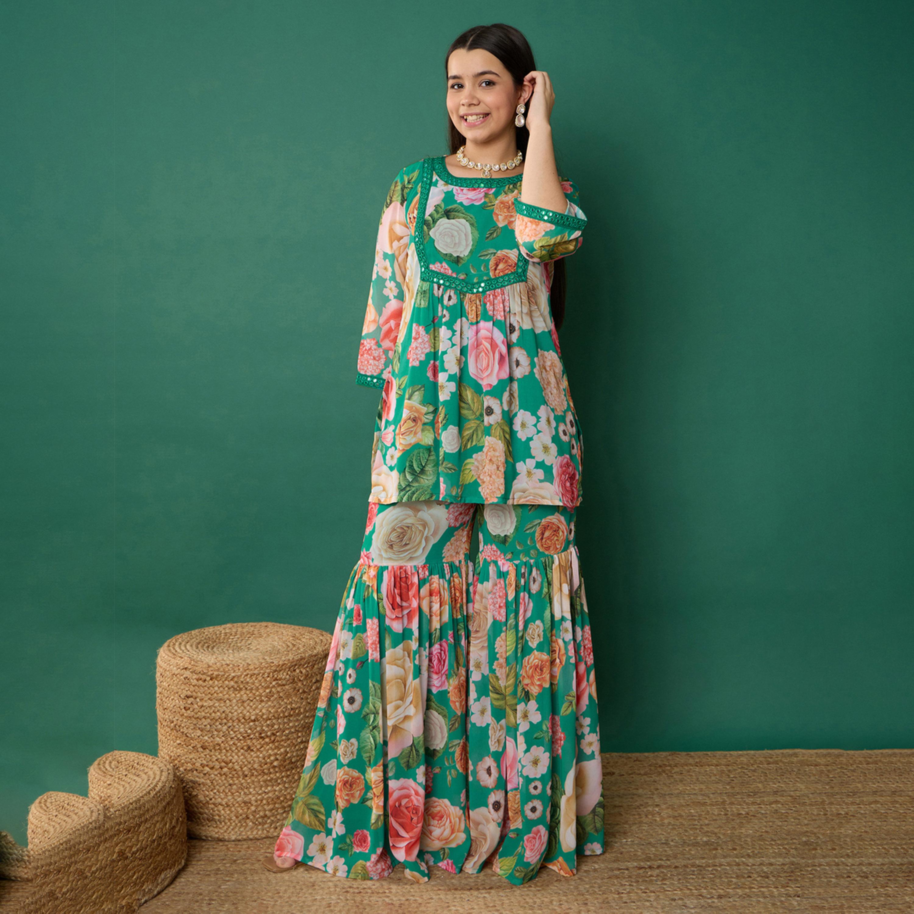 Noh-Voh X Styli Green Floral Short Kurta With Sharara Pants-girls-clothing-setsandcoords-image-2
