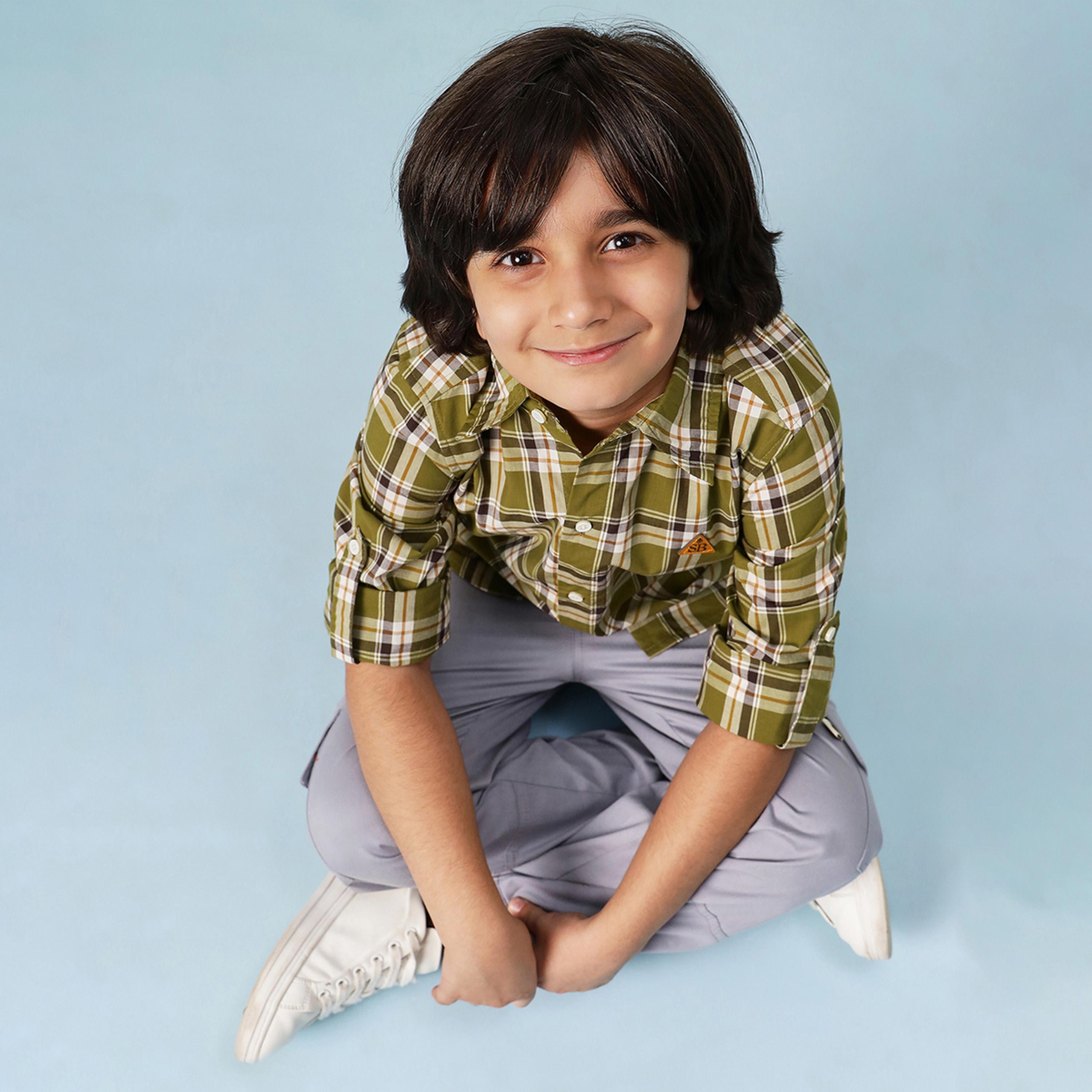 Stylo Bug X Styli Boys Hip length Printed Shirts - Green-boys-clothing-shirts-image-2