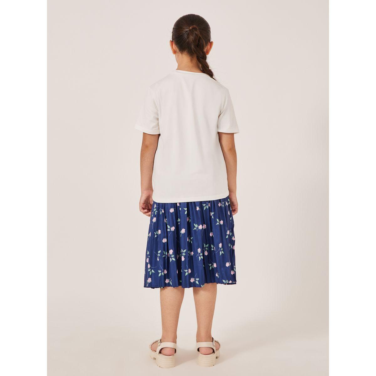Styli Slogan Print T-Shirt and All-Over Print Skirt-girls-clothing-setsandcoords-image-4