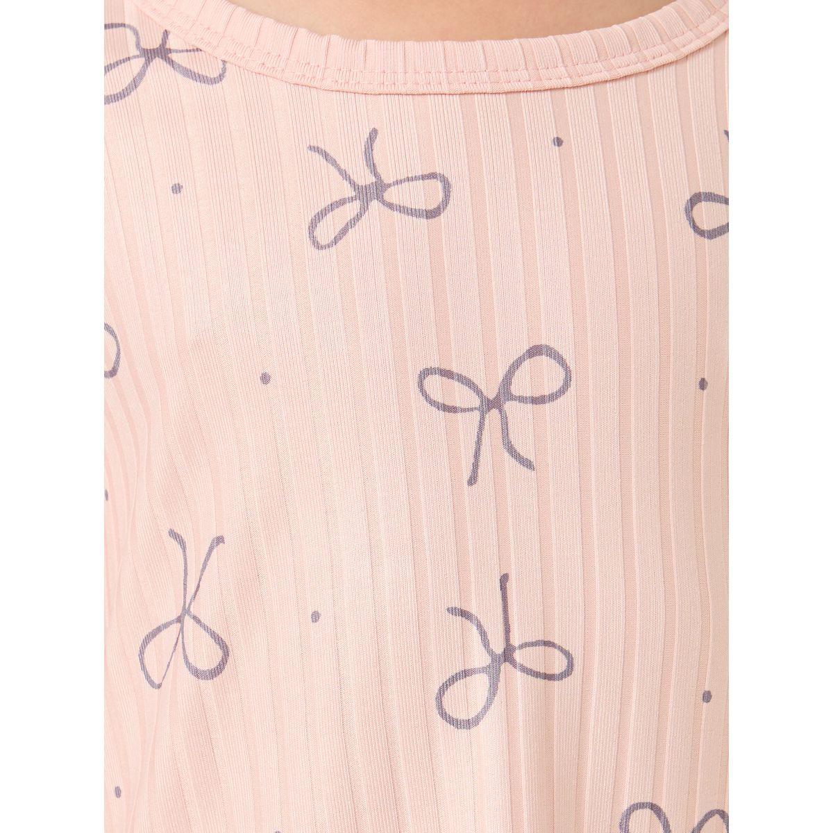 طقم بيجاما من بنطال وتيشيرت مطبع بياقة دائرية-girls-clothing-nightwear-image-4