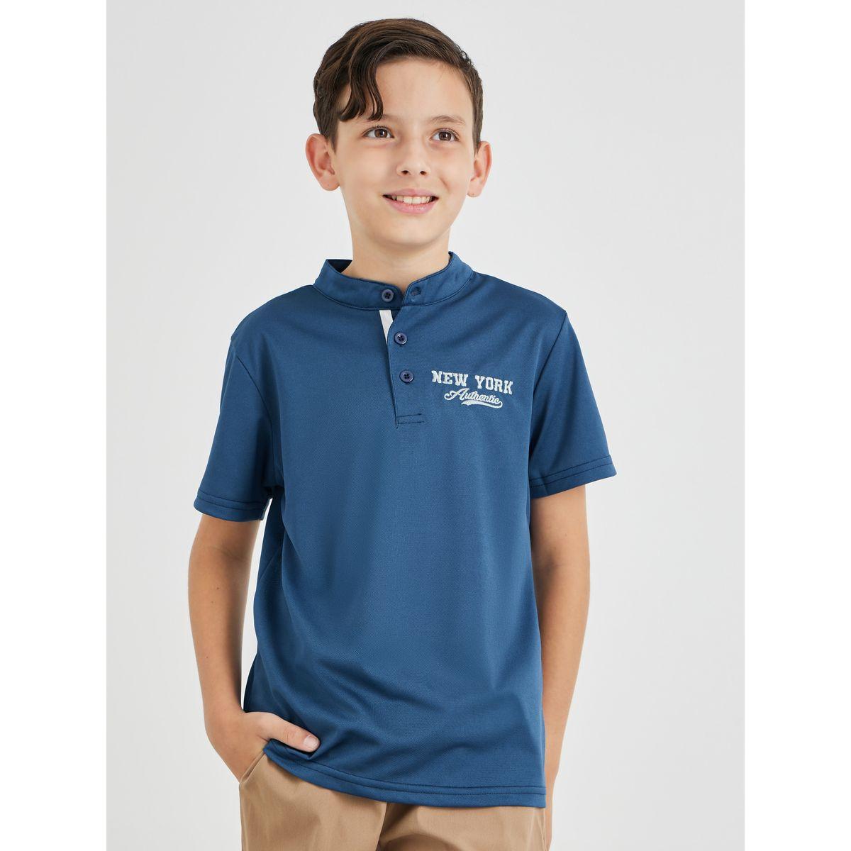 تيشيرت مُطرّز بياقة ماندارين وأكمام قصيرة-boys-clothing-tshirtsandpolos-image-1