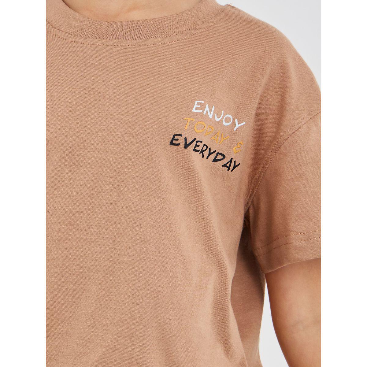 Styli Slogan Print Round Neck T-Shirt and Shorts Set-boys-clothing-setsandcoords-image-3