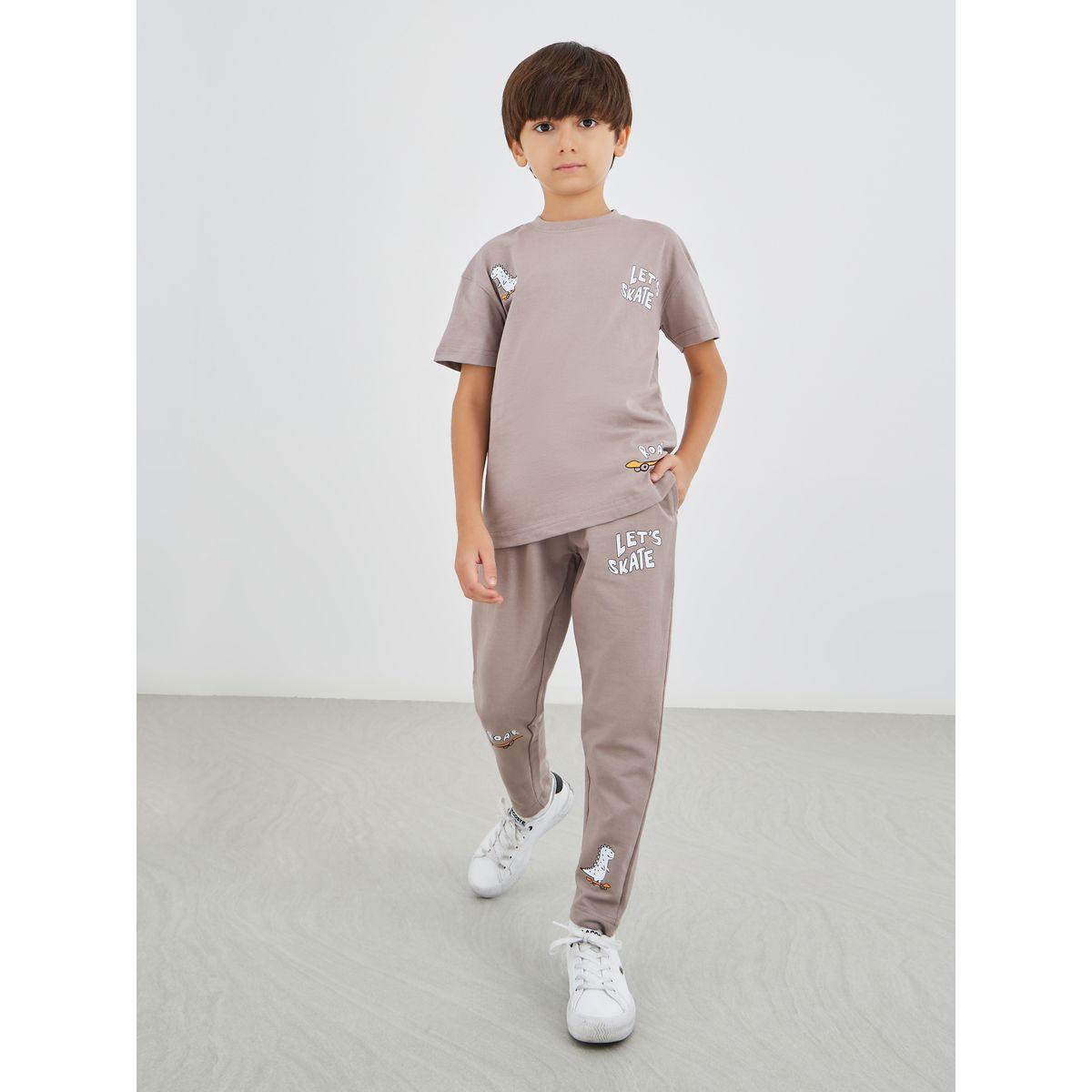 Styli Slogan Print Short Sleeve T-Shirt and Joggers Set-boys-clothing-setsandcoords-image-1
