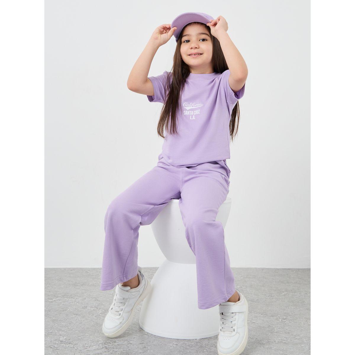 جوغر بأرجل واسعة وتيشيرت فضفاض مطبع بكتابة-girls-clothing-setsandcoords-image-1
