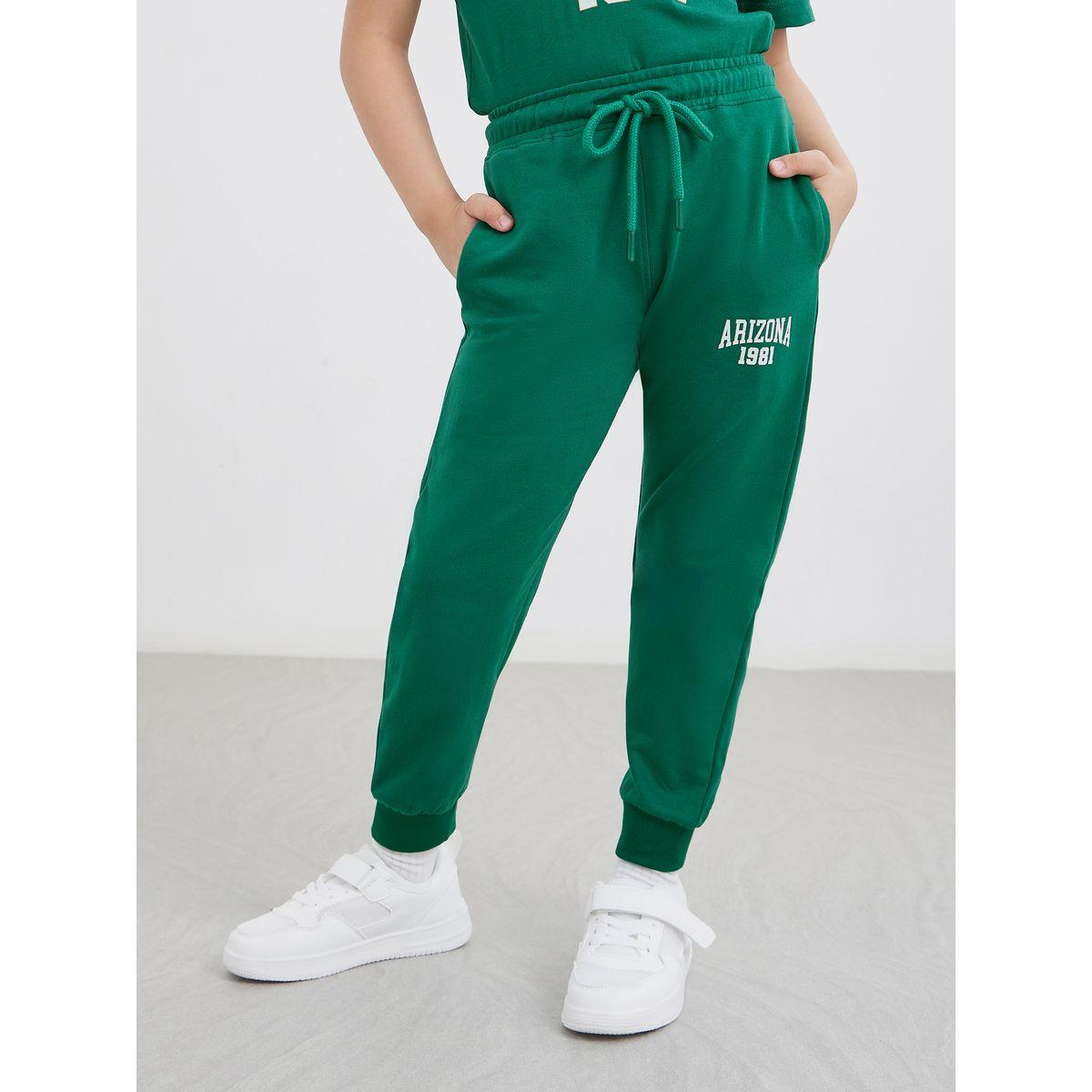 طقم منسق من جوغر وتيشيرت مُطبع-girls-clothing-setsandcoords-image-5