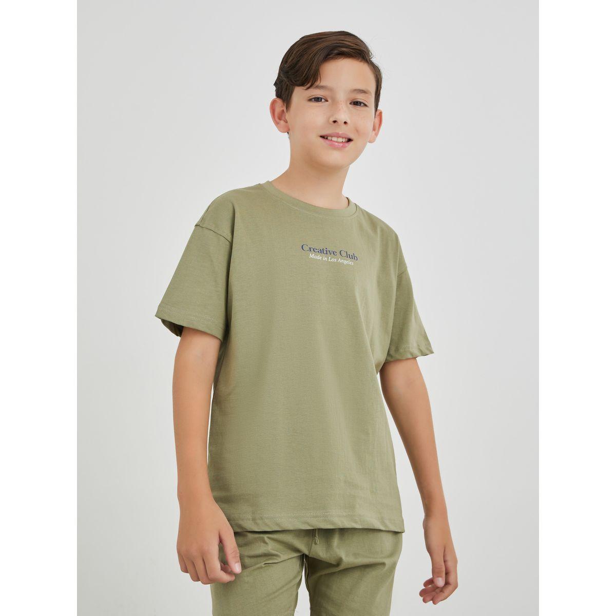 مجموعة من شورت وتيشيرت فضفاض بطبعة كتابة-boys-clothing-setsandcoords-image-3