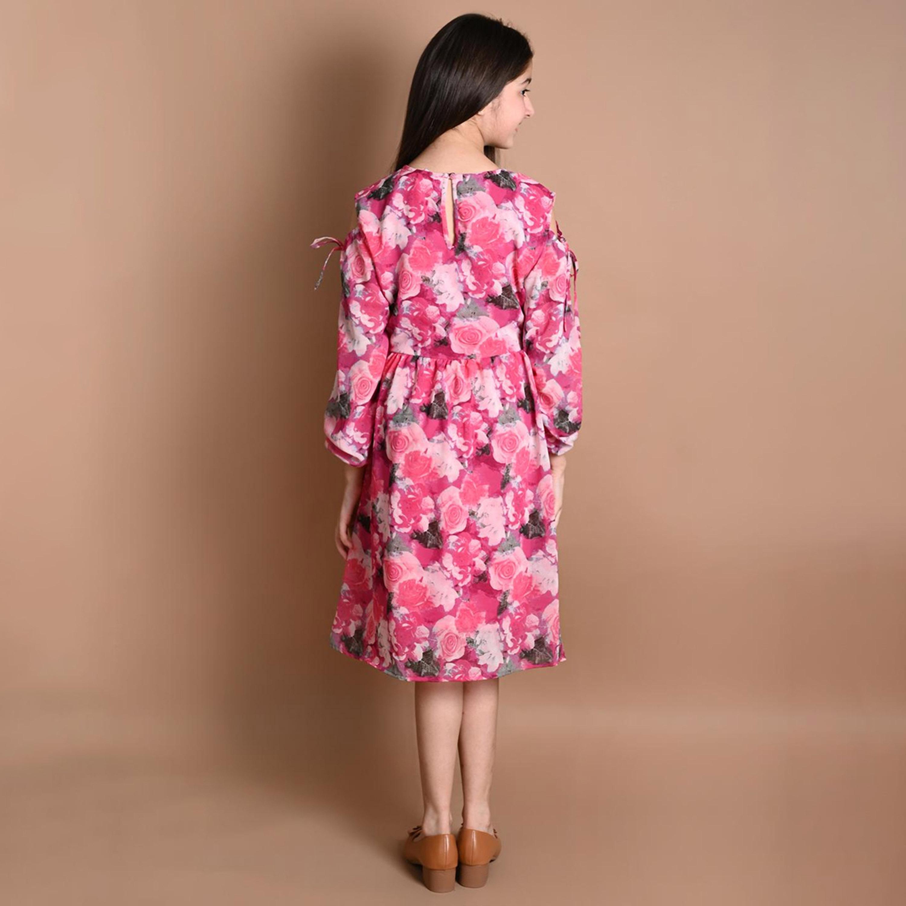 ليبيكس × ستايلي-  فستان جورجيت متوسط ​​الطول على شكل حرف A باللونين الوردي والأبيض-girls-clothing-dressesandjumpsuits-image-5