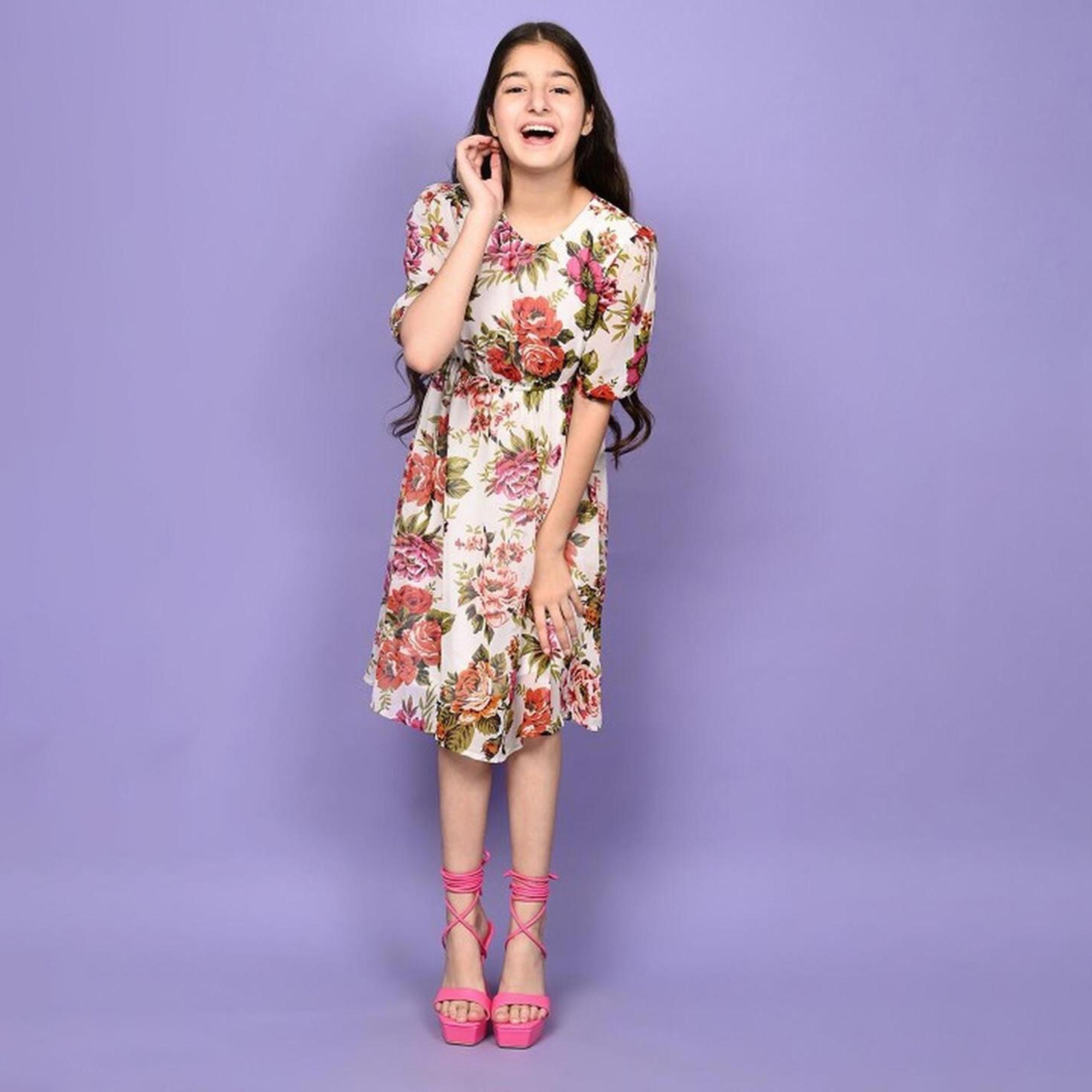 ليبيكس × ستايلي-  فستان جورجيت لون كريمي والبرتقالي-girls-clothing-dressesandjumpsuits-image-4